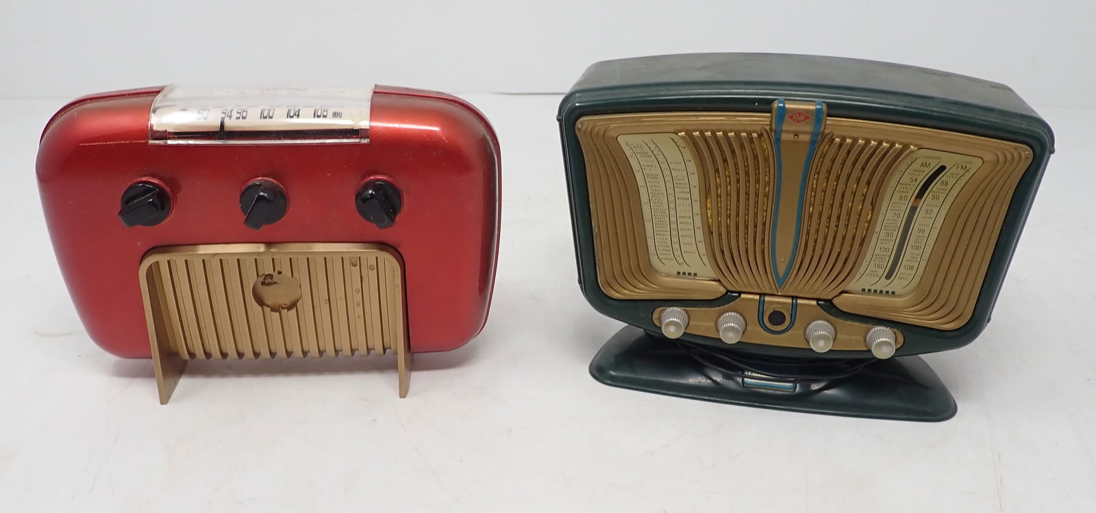 Excelsior 55 & Altona Miniature Radios: Largest is apprx 2" X 5 1/2" x 4" tall. Shipping available