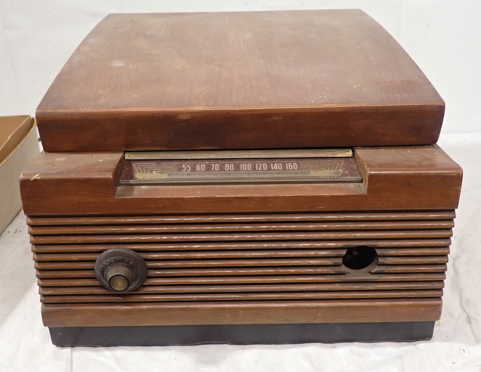 Philco Combination Radio Record Player Model 2-16: NO in house shipping !