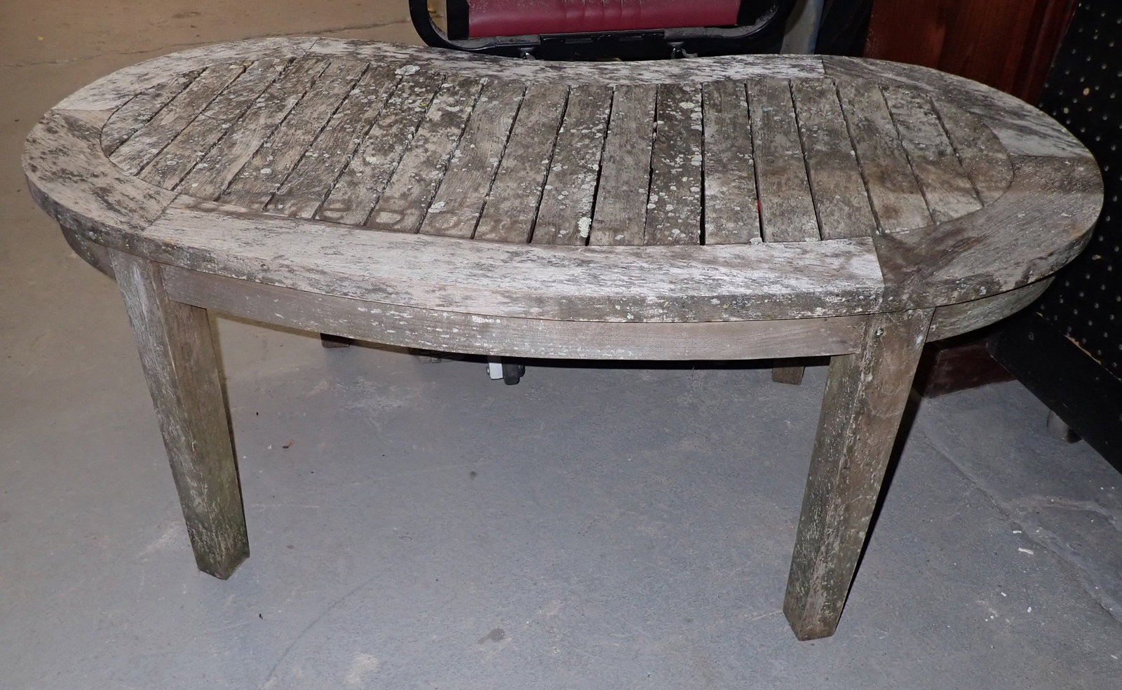 Teak Patio Coffee Table: Apprx 24" x 48" x 20". No in house shipping !