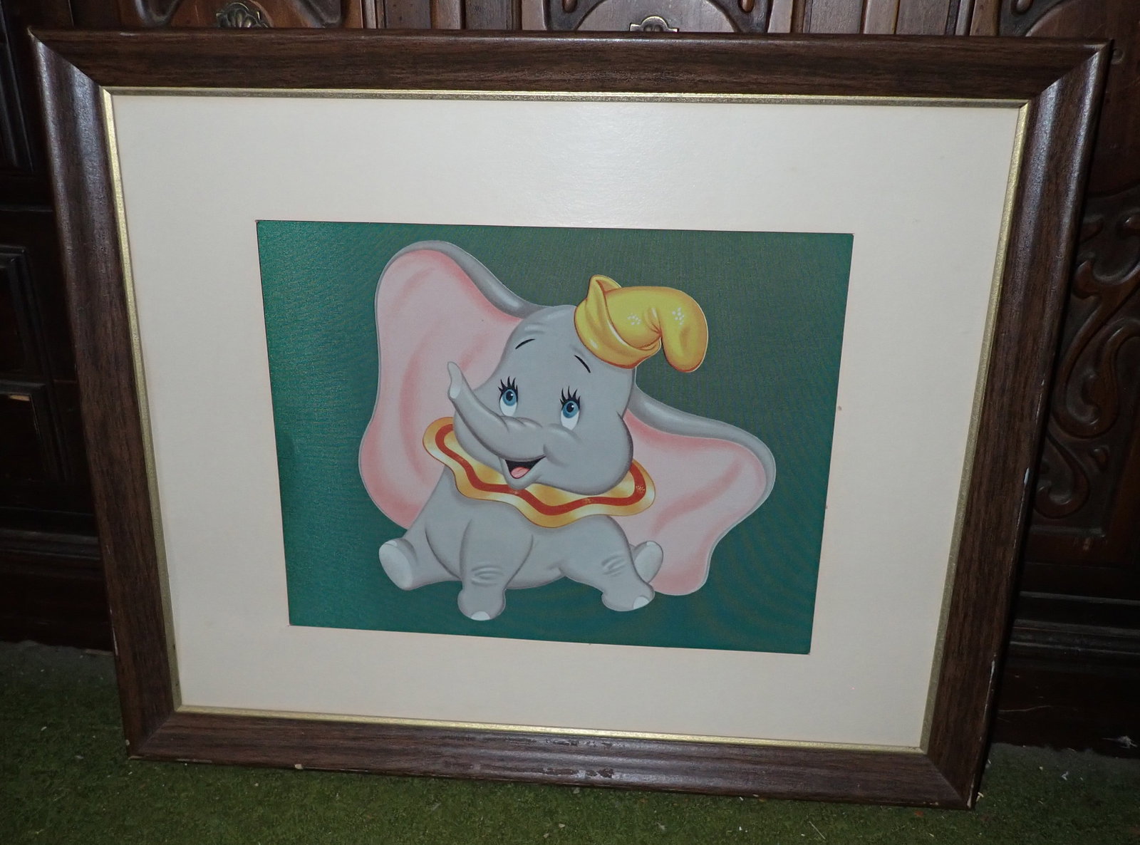Walt Disney Originals Dumbo: Approx 18" x 22 1/4". Shipping available ($20 handling charge, plus postage)