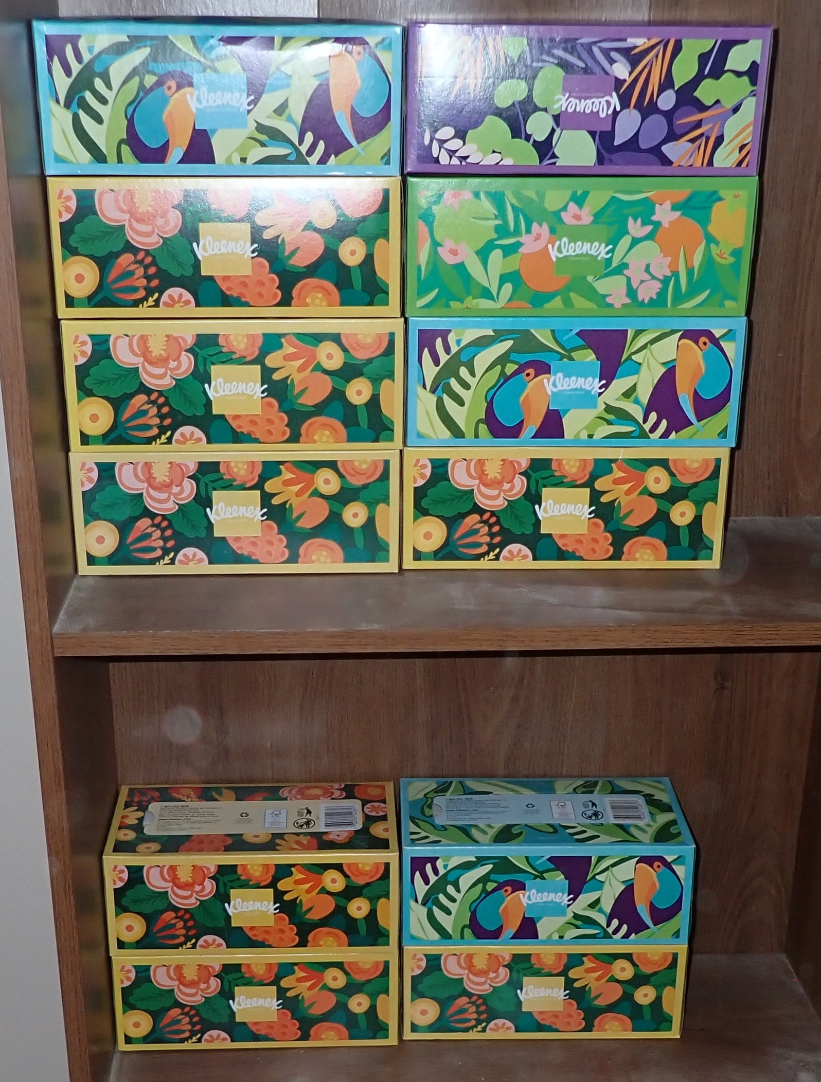 12 Boxes of Kleenex Tissues: Shipping available