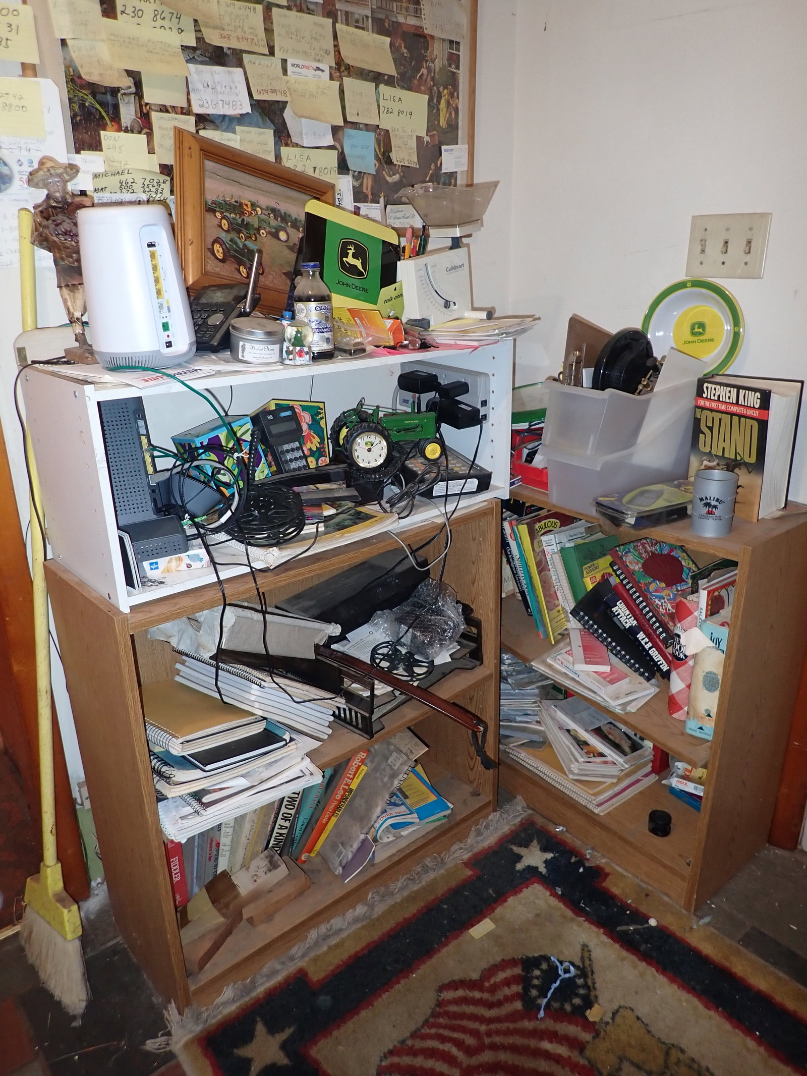 John Deere Clocks , Photo , & Misc: Take what you want and leave the rest ! No in house shipping !