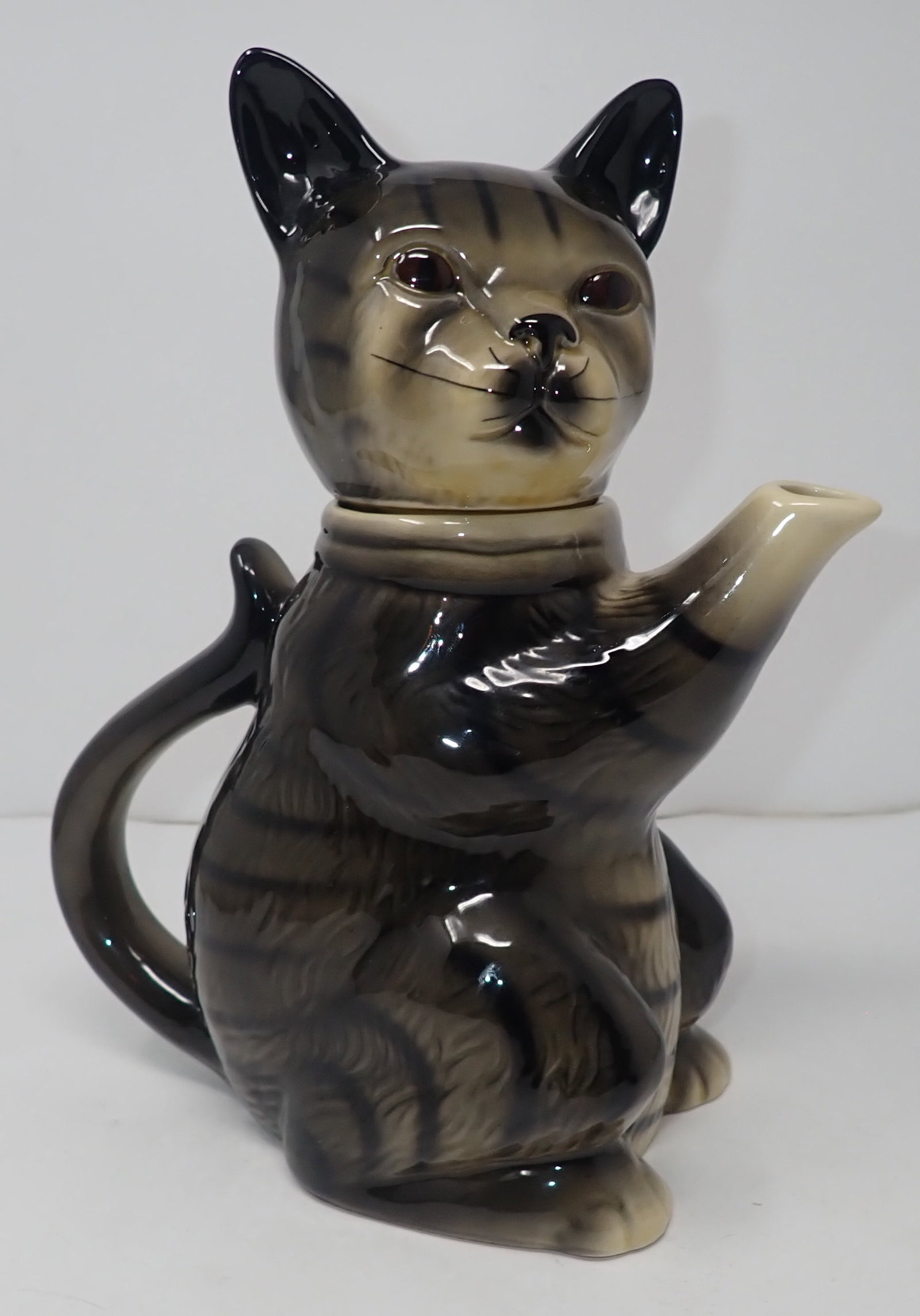 Tony Wood Staffordshire Pussy Foot Cat Teapot: Apprx 9 1/2" tall. Shipping available