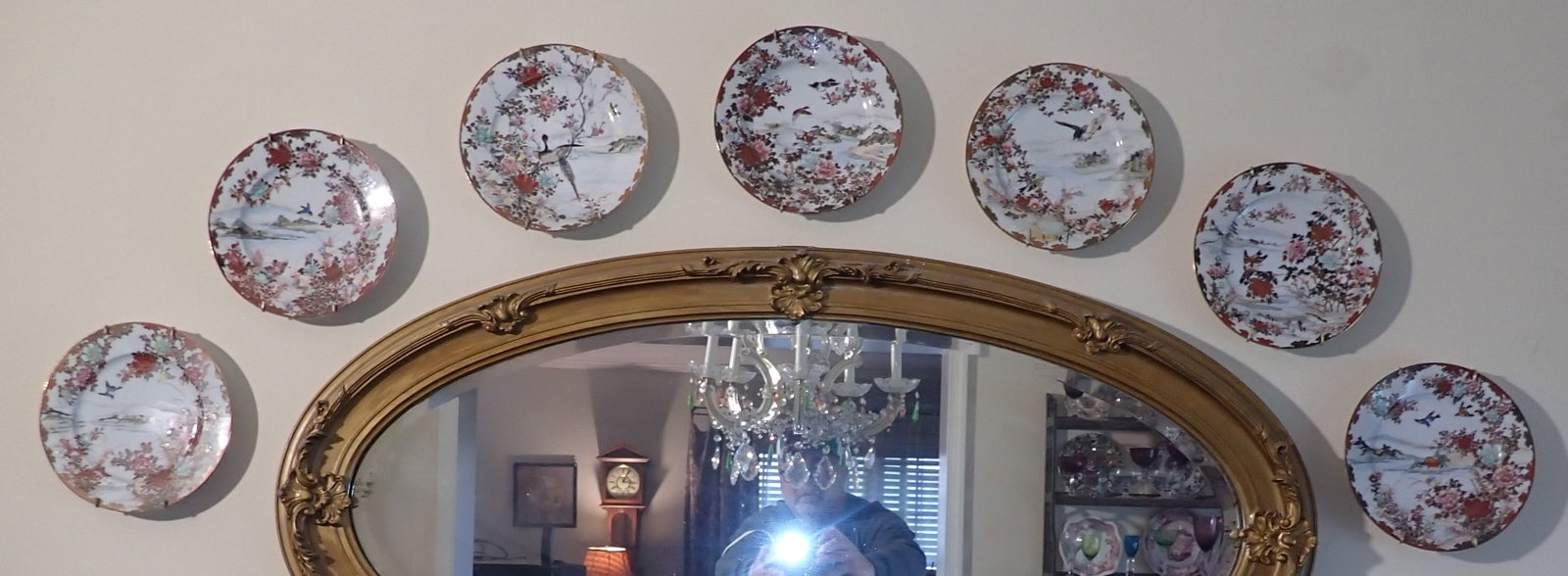 7 Chinese Plates: Apprx 8 1/2" in diameter. Shipping available