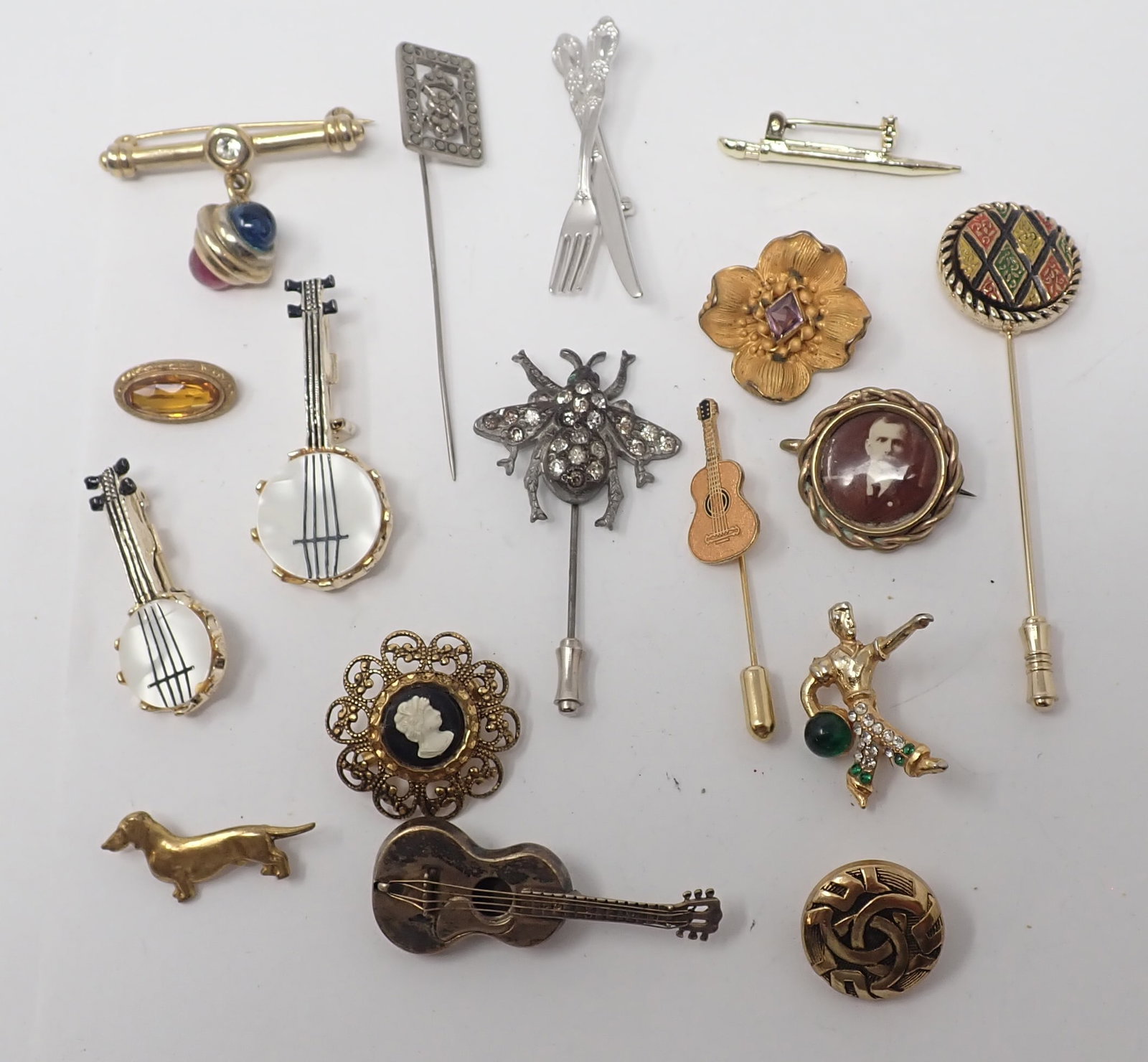 13 Costume Pins and 4 Stick Pins (1 of 5)