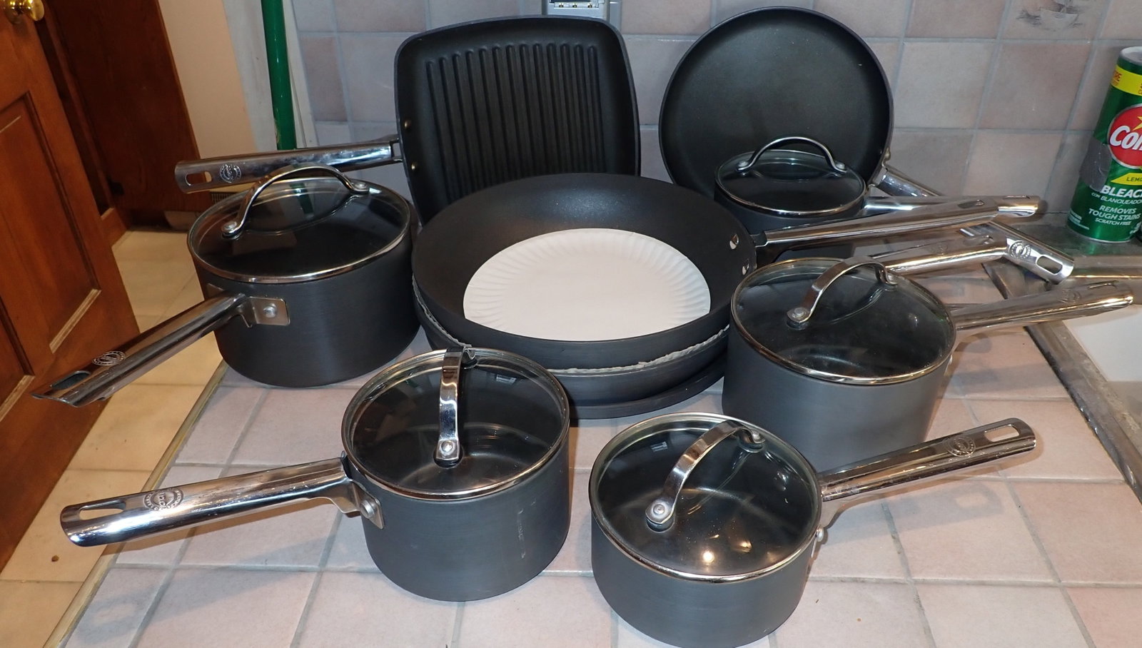 Anolon Pots & Pans (1 of 5)