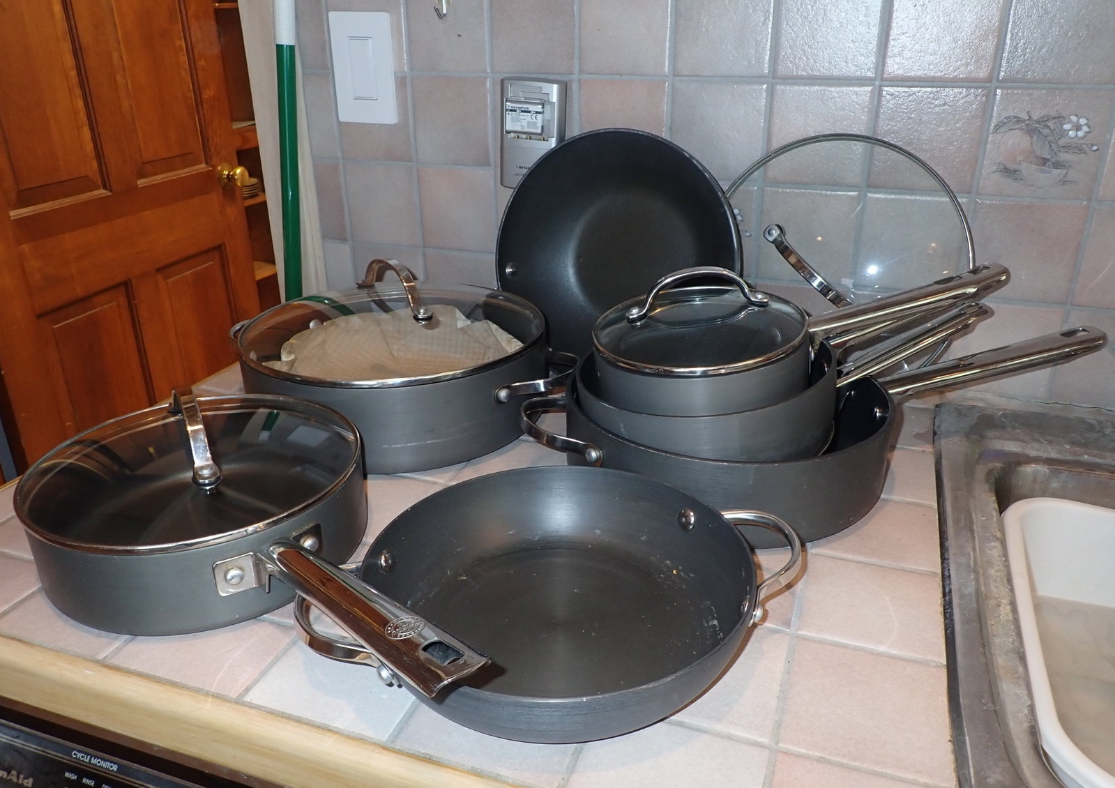 Anolon Pots & Pans (1 of 3)