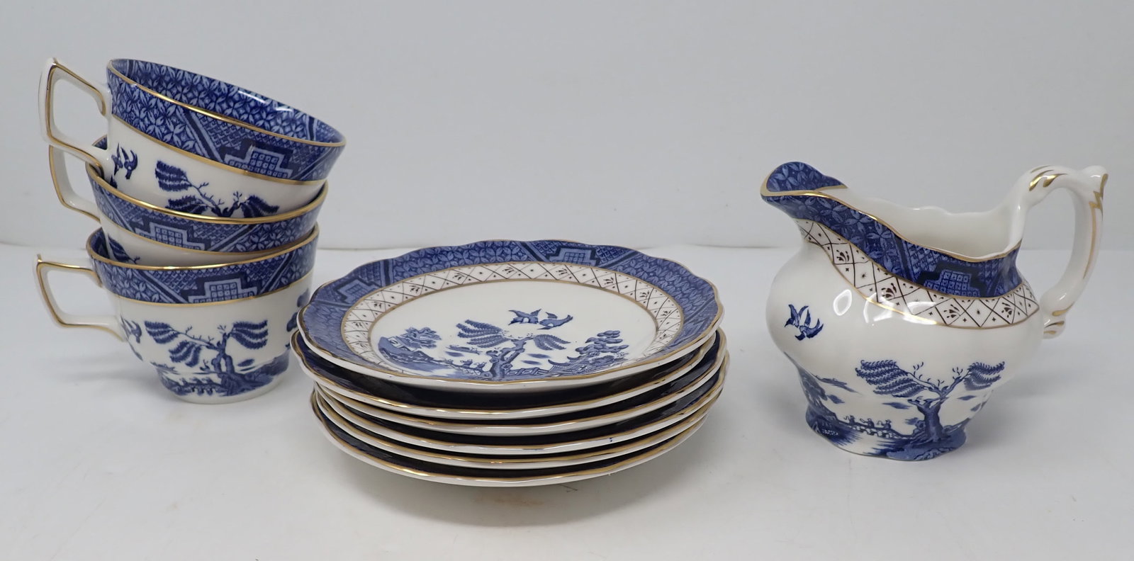 13pcs Royal Doulton Real Old Willow Dinnerware: 3 cups were added after photos were taken. Shipping available