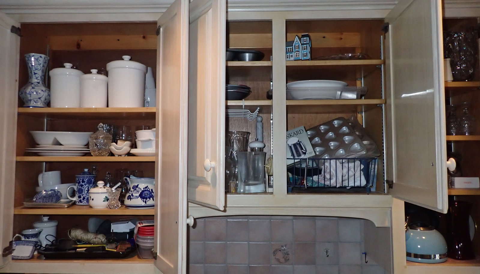 Kitchenware & Misc (1 of 13)