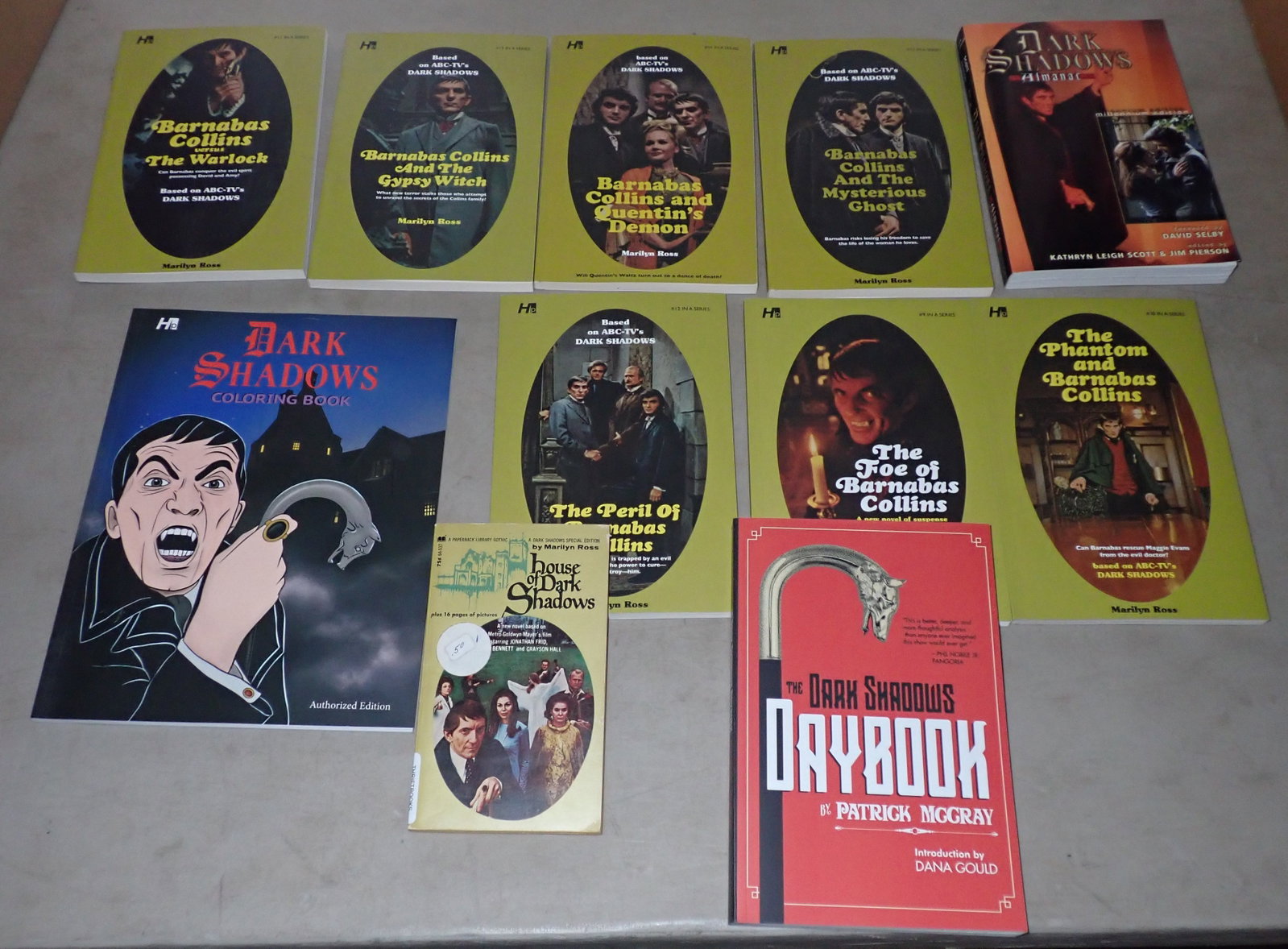 Dark Shadows Books incl Marilyn Ross: Shipping available