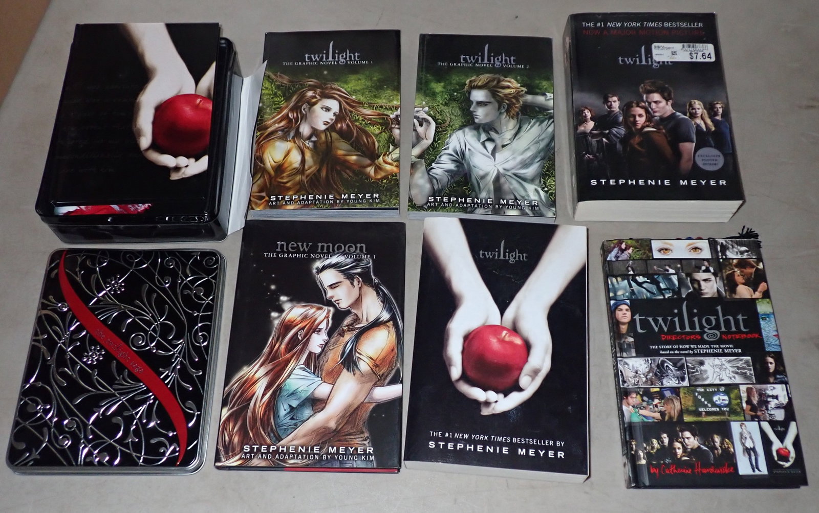 Stephenie Meyer Twilight Books: Shipping available