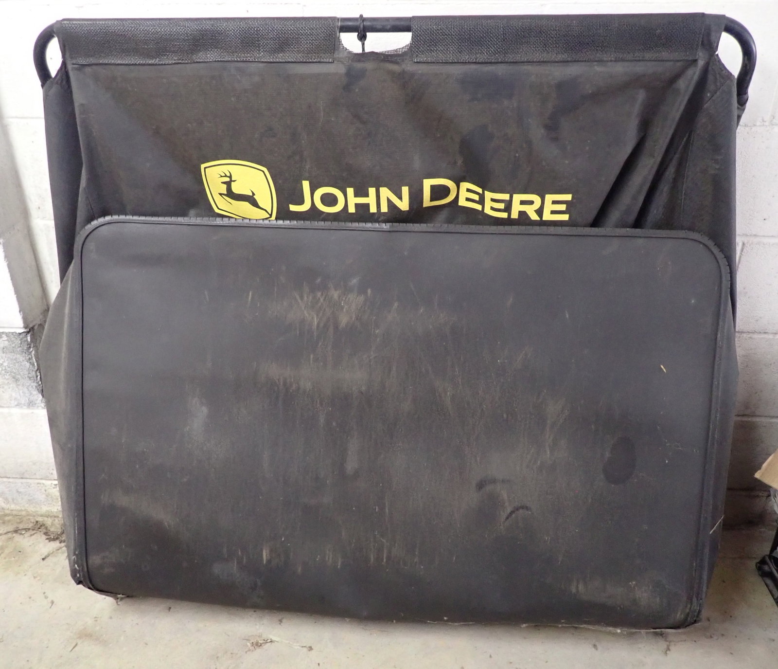 John Deere Pull Behind Yard Sweeper - 4