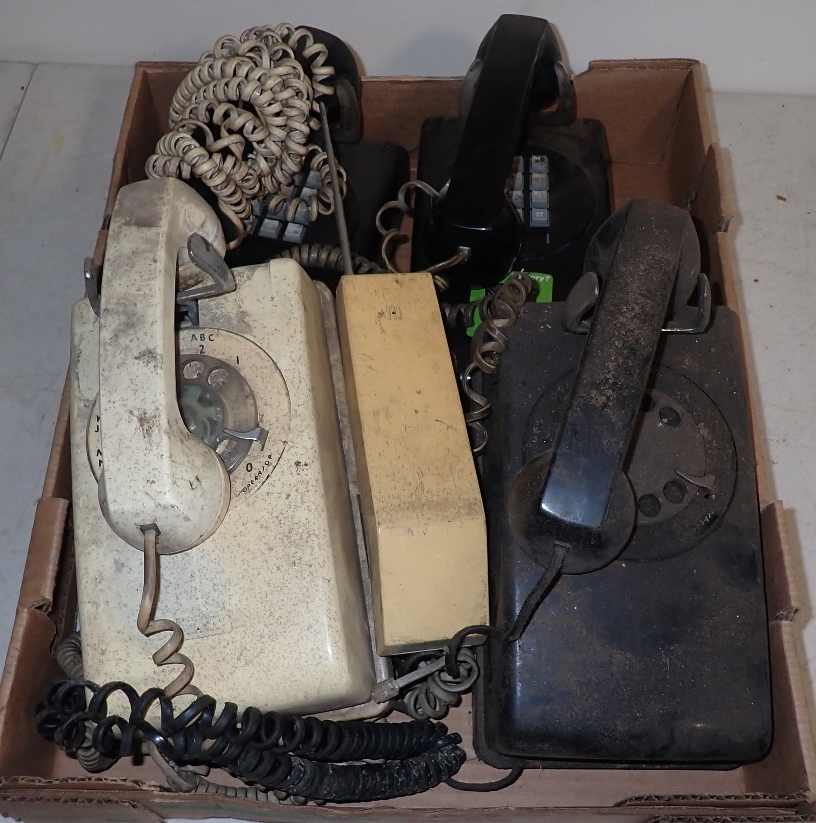 Vintage Telephones (1 of 4)