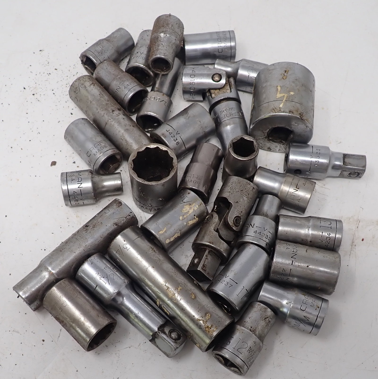 Craftsman 1/2" Drive Sockets (1 of 3)