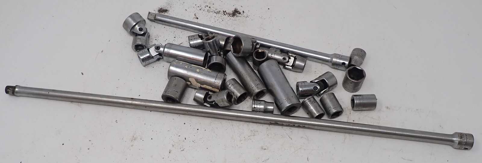 Craftsman 3/8" Drive Sockets & Extensions (1 of 3)