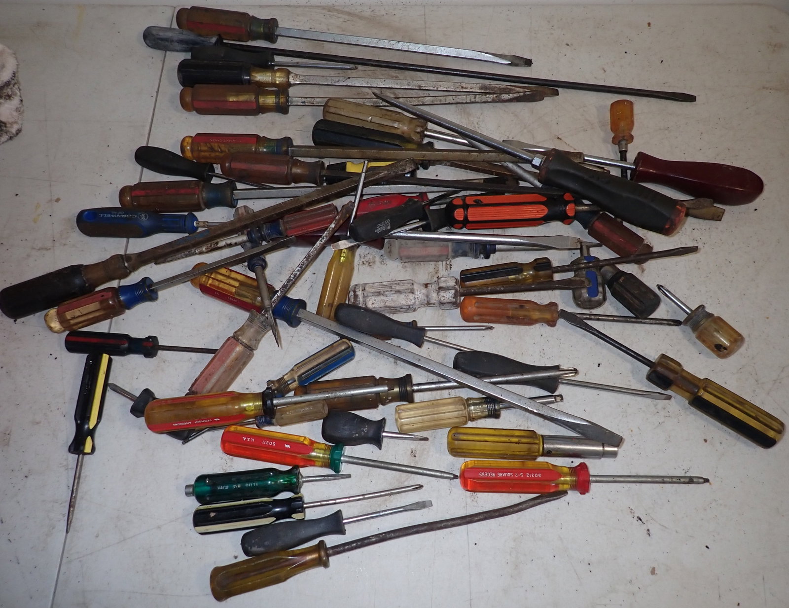 Screwdrivers: Longest is approx 25 1/4". Shipping available