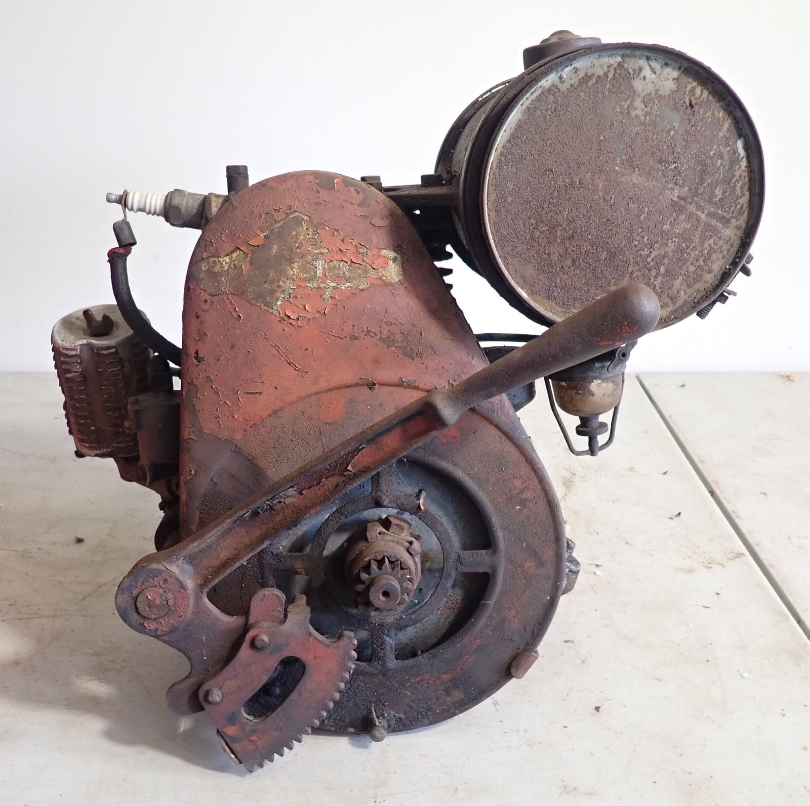 Small Engine: No in house shipping !