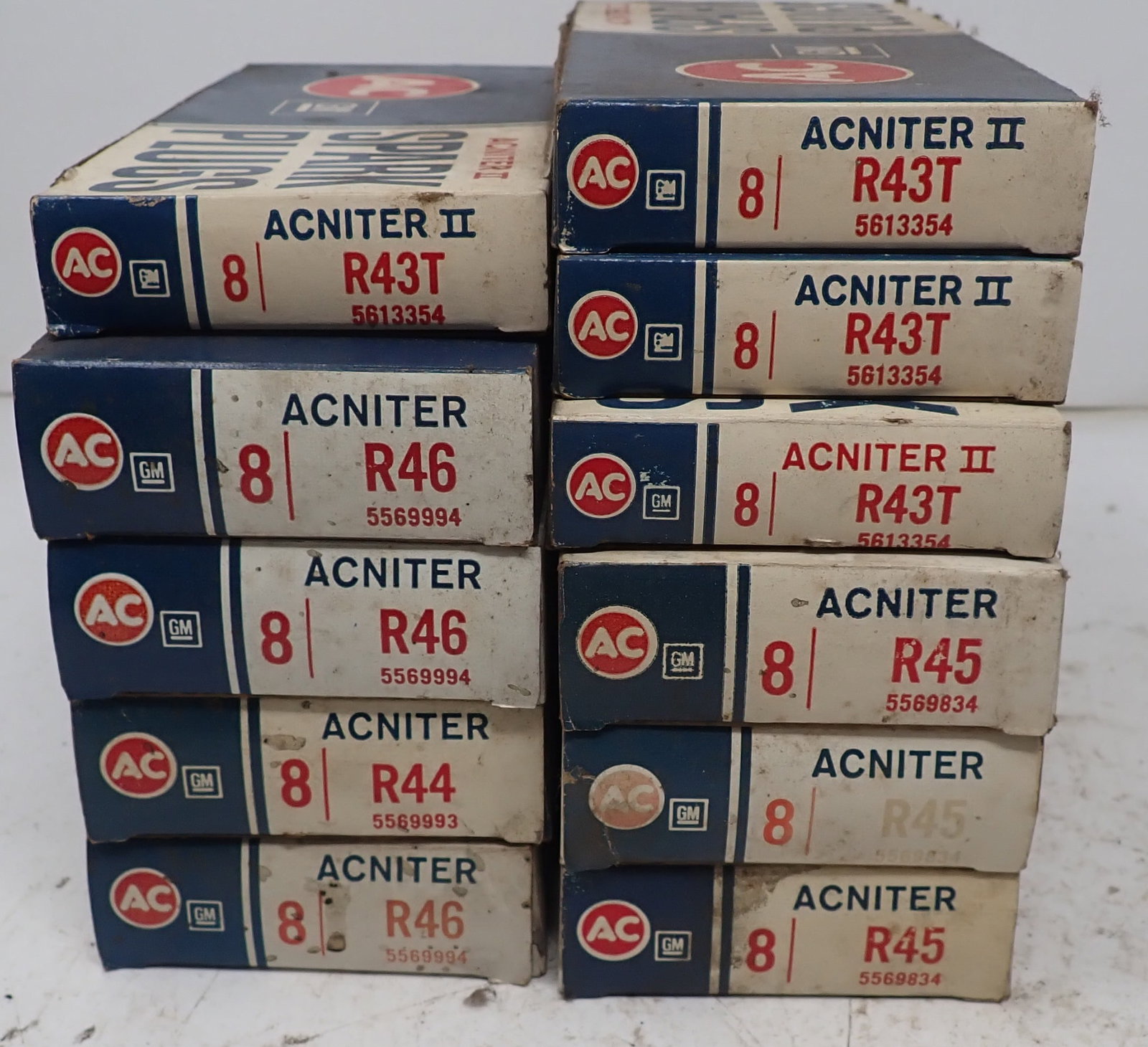 AC GM R46 R45 R43T Spark Plugs: Shipping available