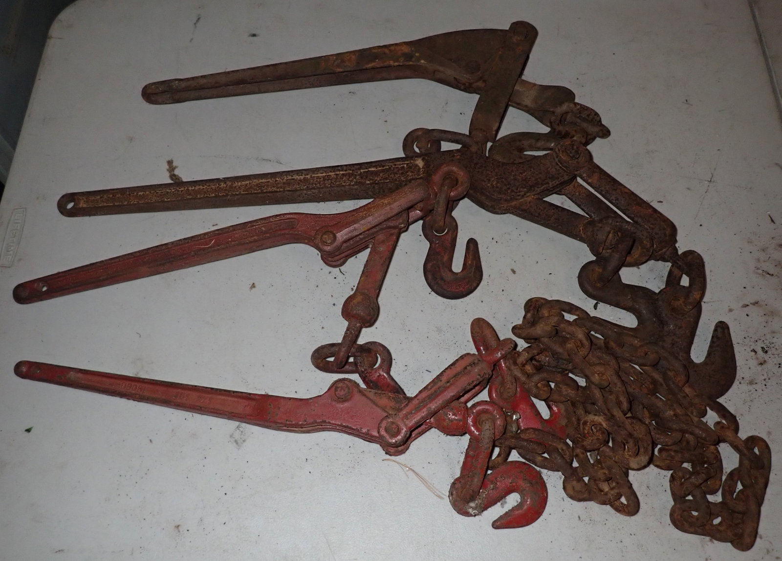 Chain Binders: No in house shipping !