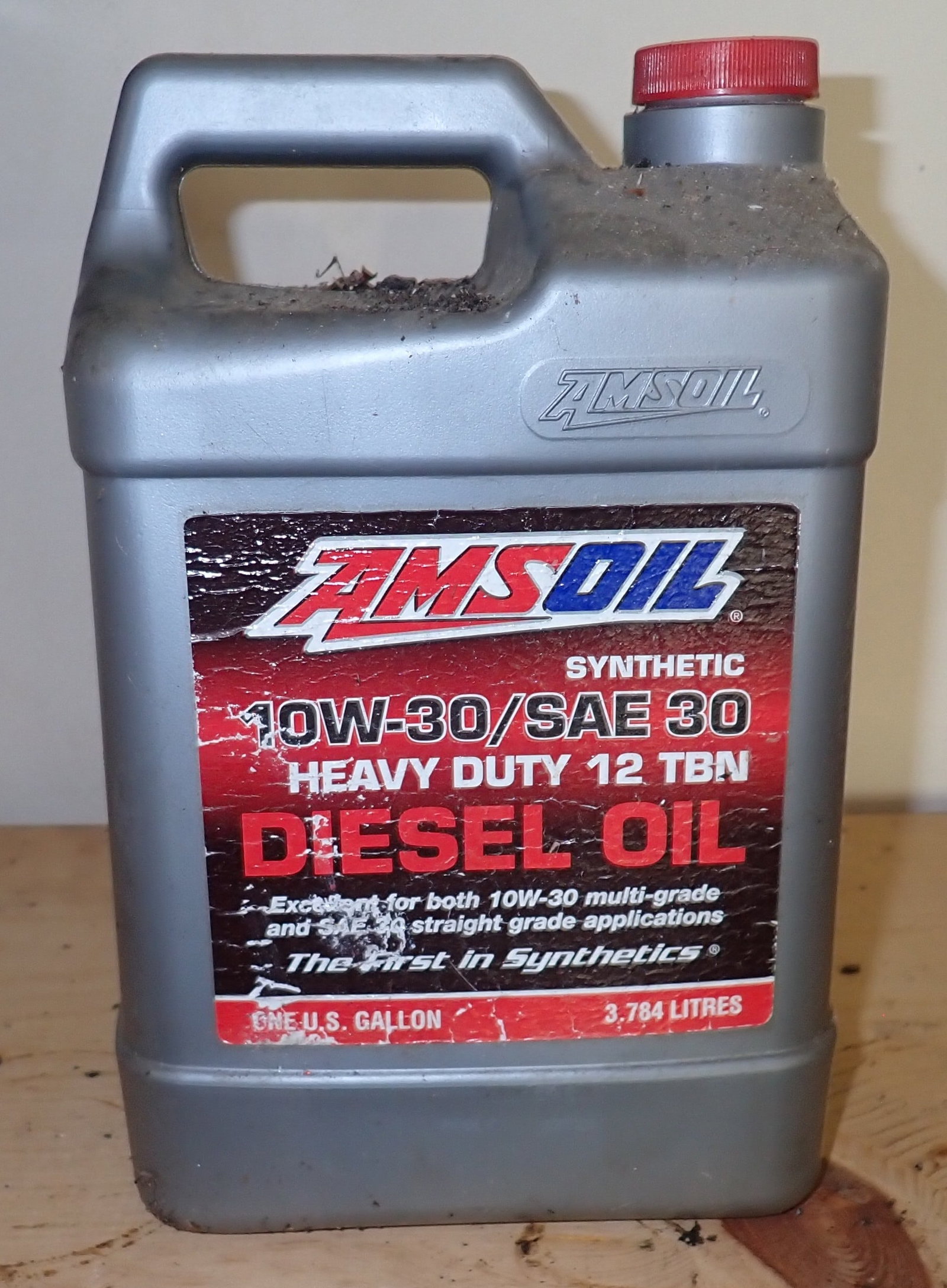 Amsoil 10w-30 /SAE 30 Heavy Duty Diesel Oil (1 of 1)