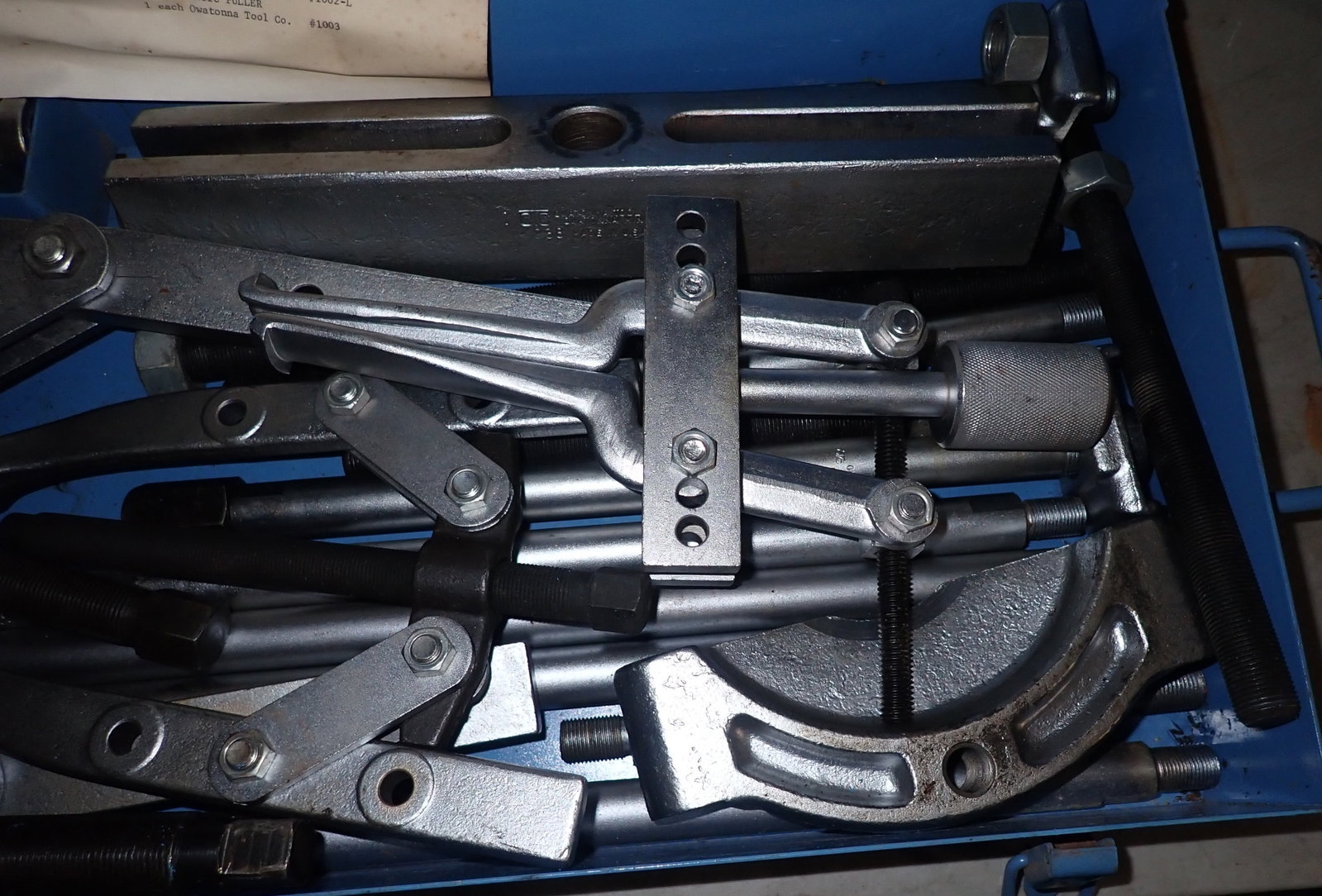 Owatonna Tool Puller Set - 2