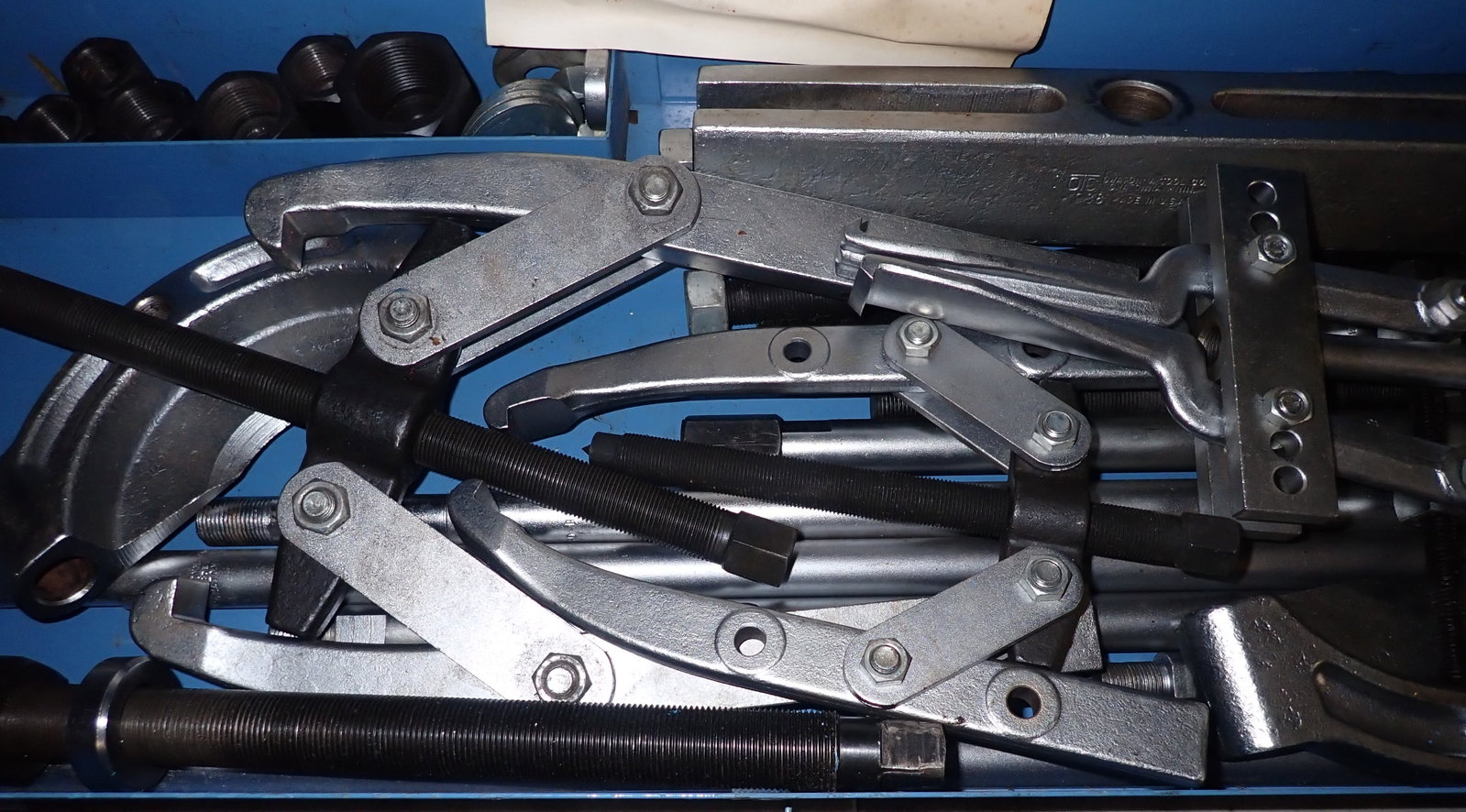Owatonna Tool Puller Set - 3