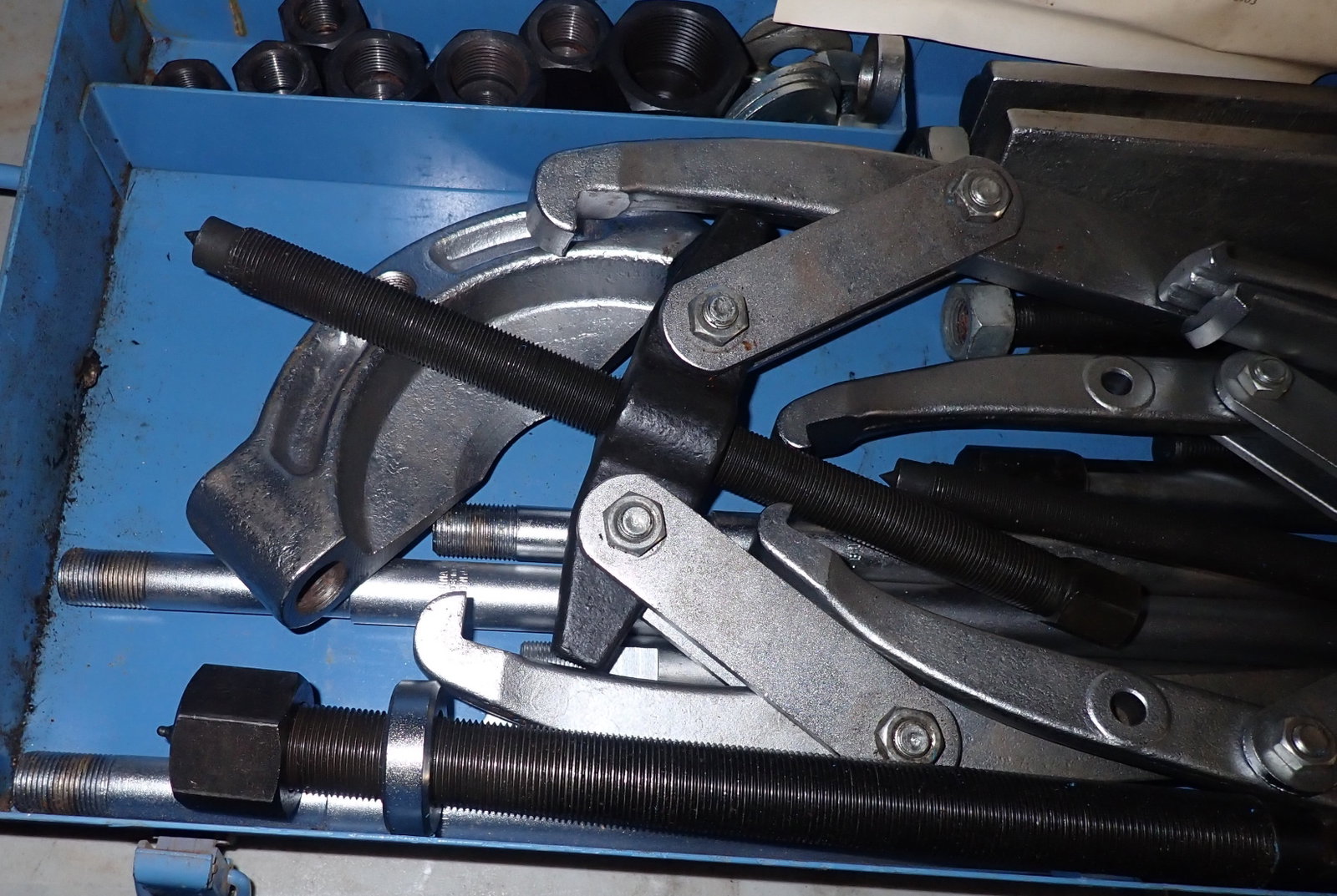 Owatonna Tool Puller Set - 4