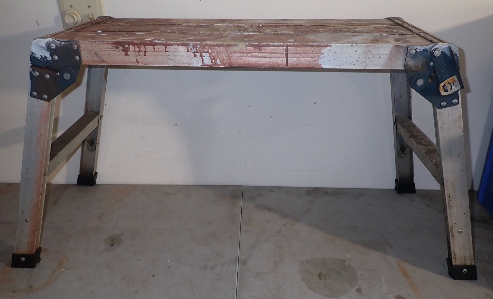 Aluminum Platform: Approx 41" long at base. Platform is approx 12" x 30" x 19 3/4" tall. No in house shipping !