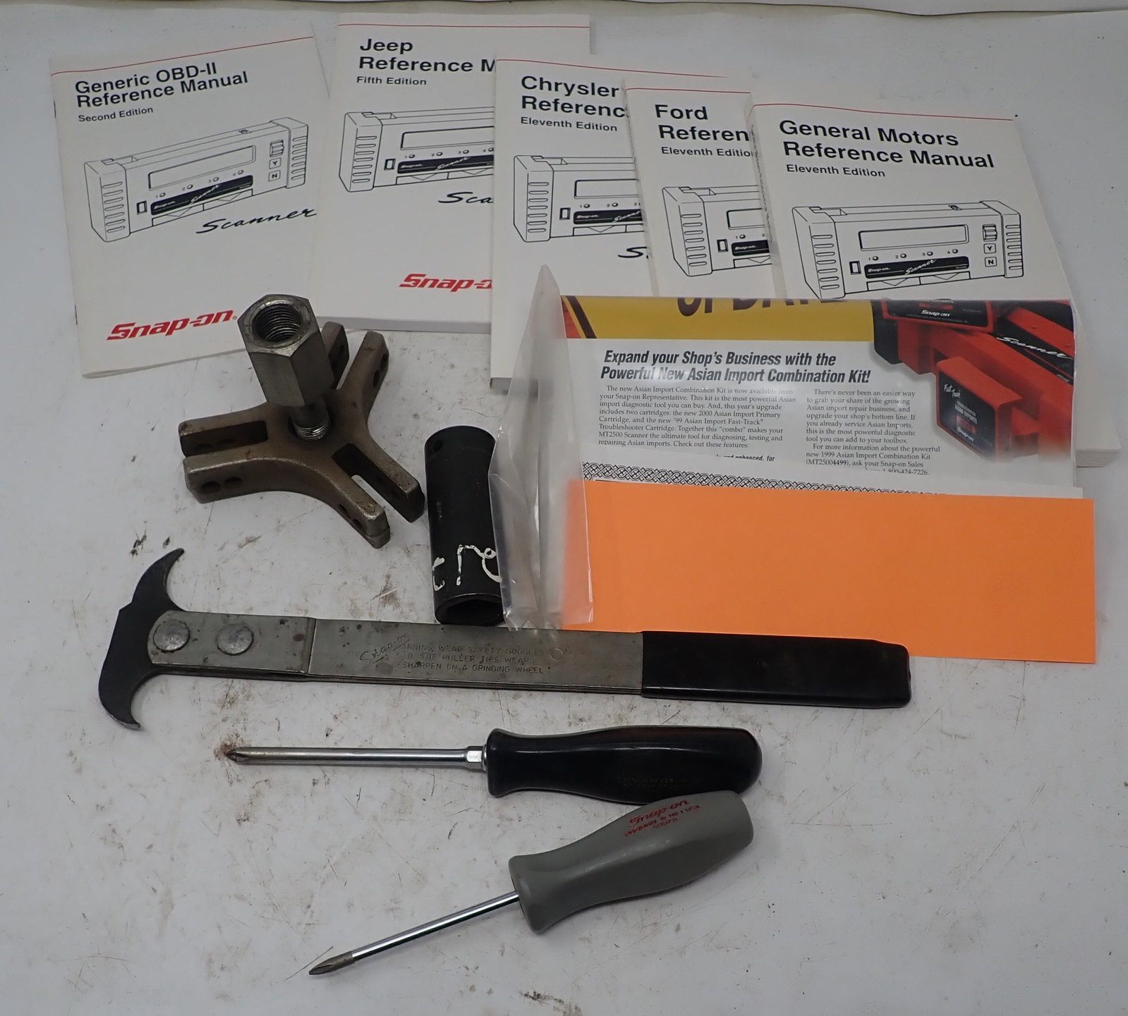 Snap On Tools & Scanner Manual: Shipping available