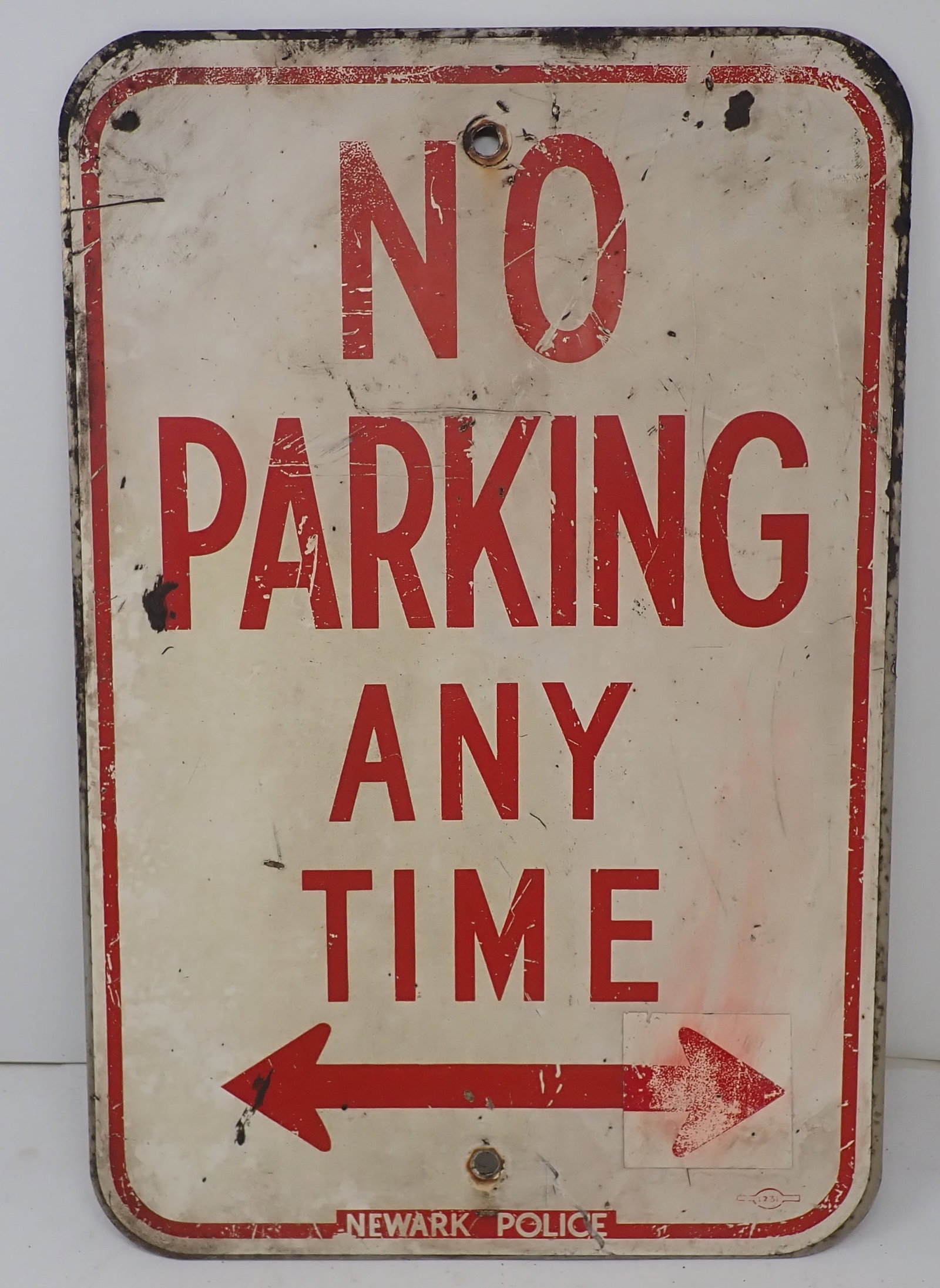 Newark Police No Parking Sign (1 of 1)