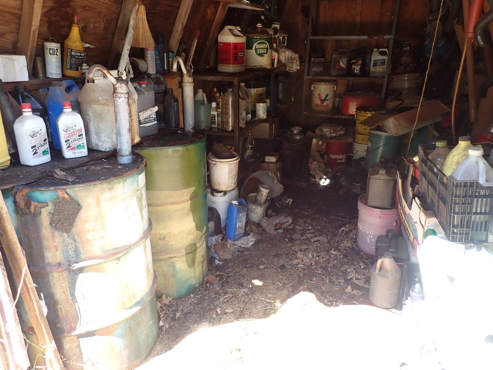Contents of Shed (1 of 16)