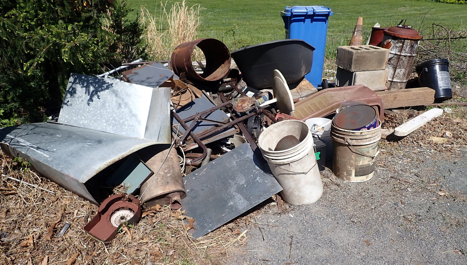 Scrap Iron & Misc (1 of 4)