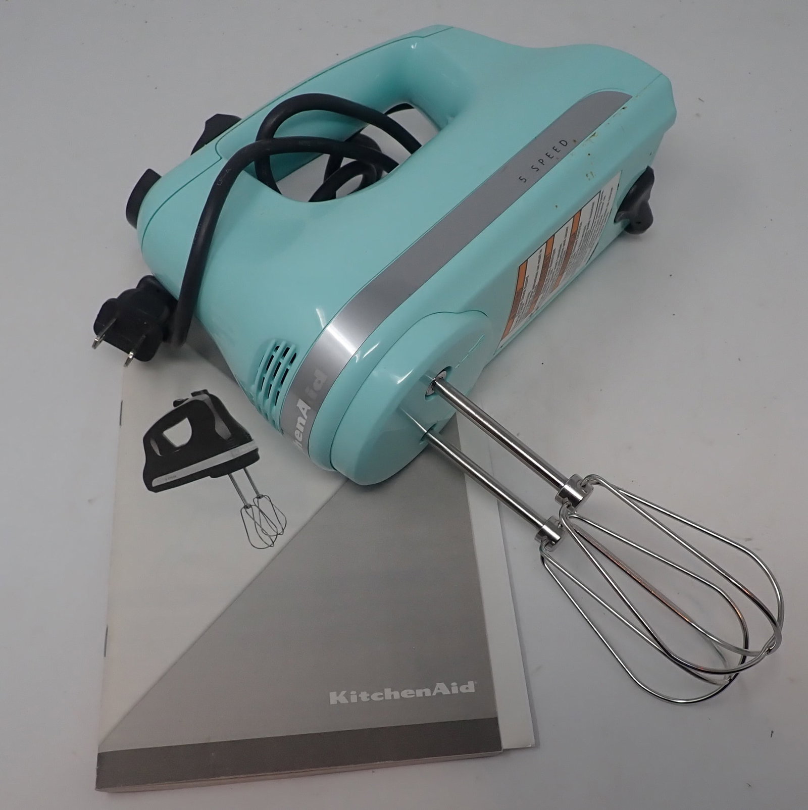 KitchenAid Mixer: Shipping available