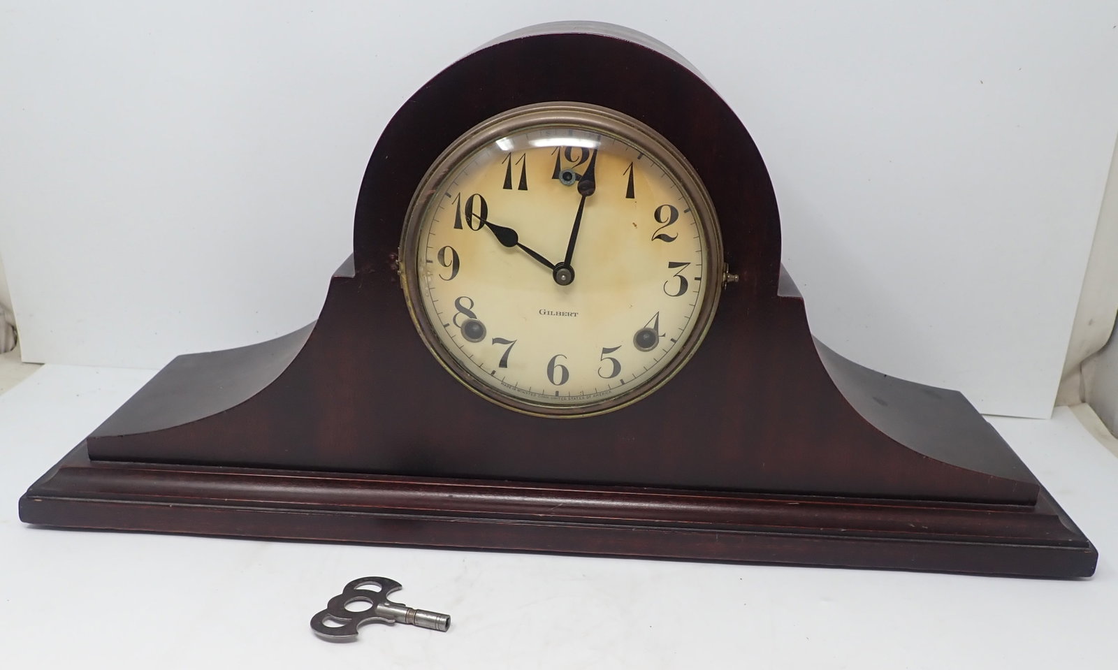 Gilbert Mantel Clock (1 of 7)