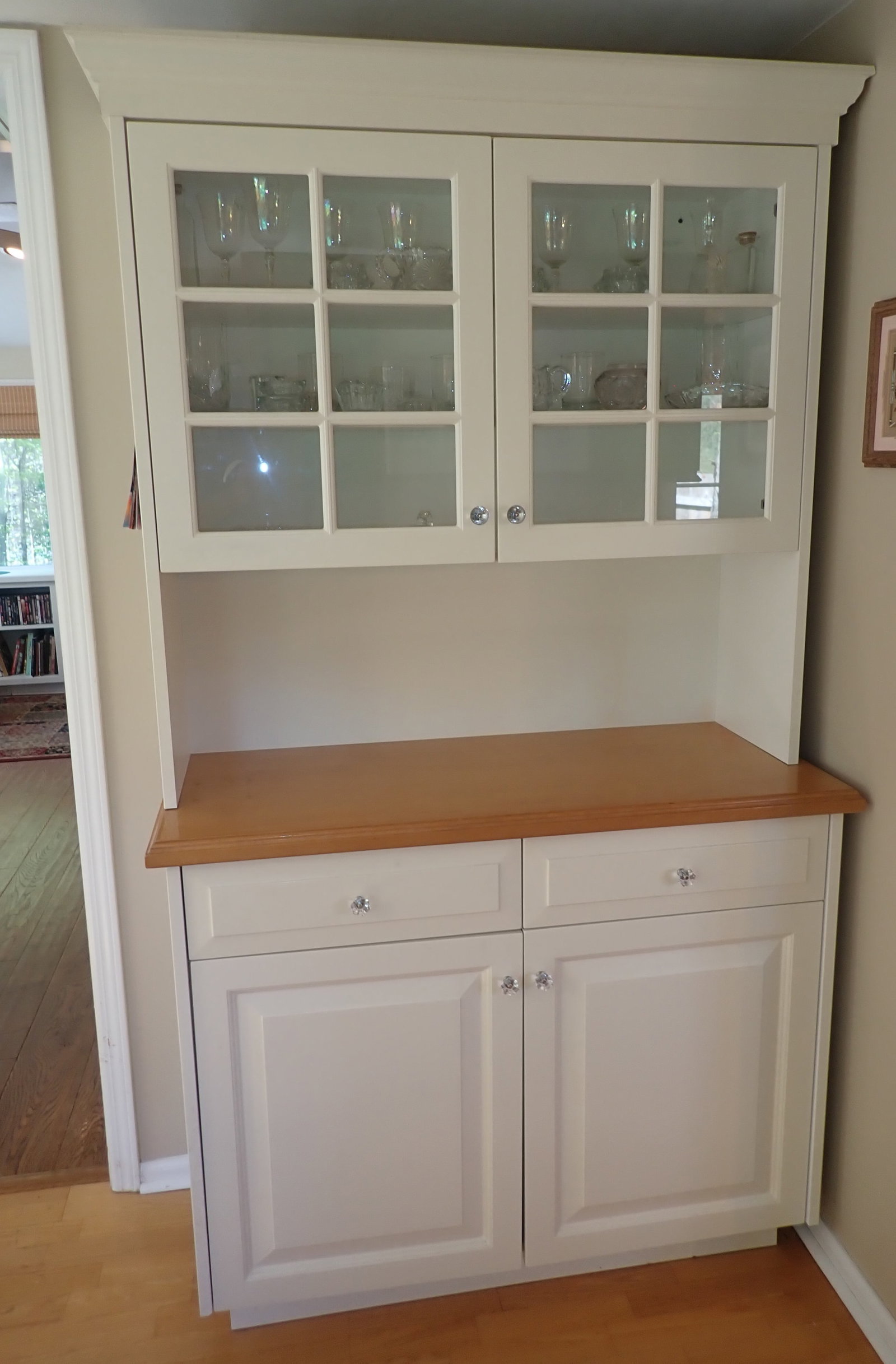 Hutch & Partial Contents: Pick up on Day 2 only ! Does not include glassware in top. Includes all items in drawers and lower cabinet. Apprx 19" x 44" x 79" tall. Bring proper help to remove. No in house shipping ! Do not