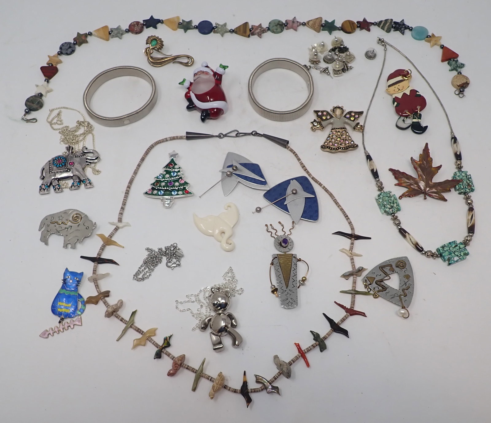 Estate Jewelry: Shipping available