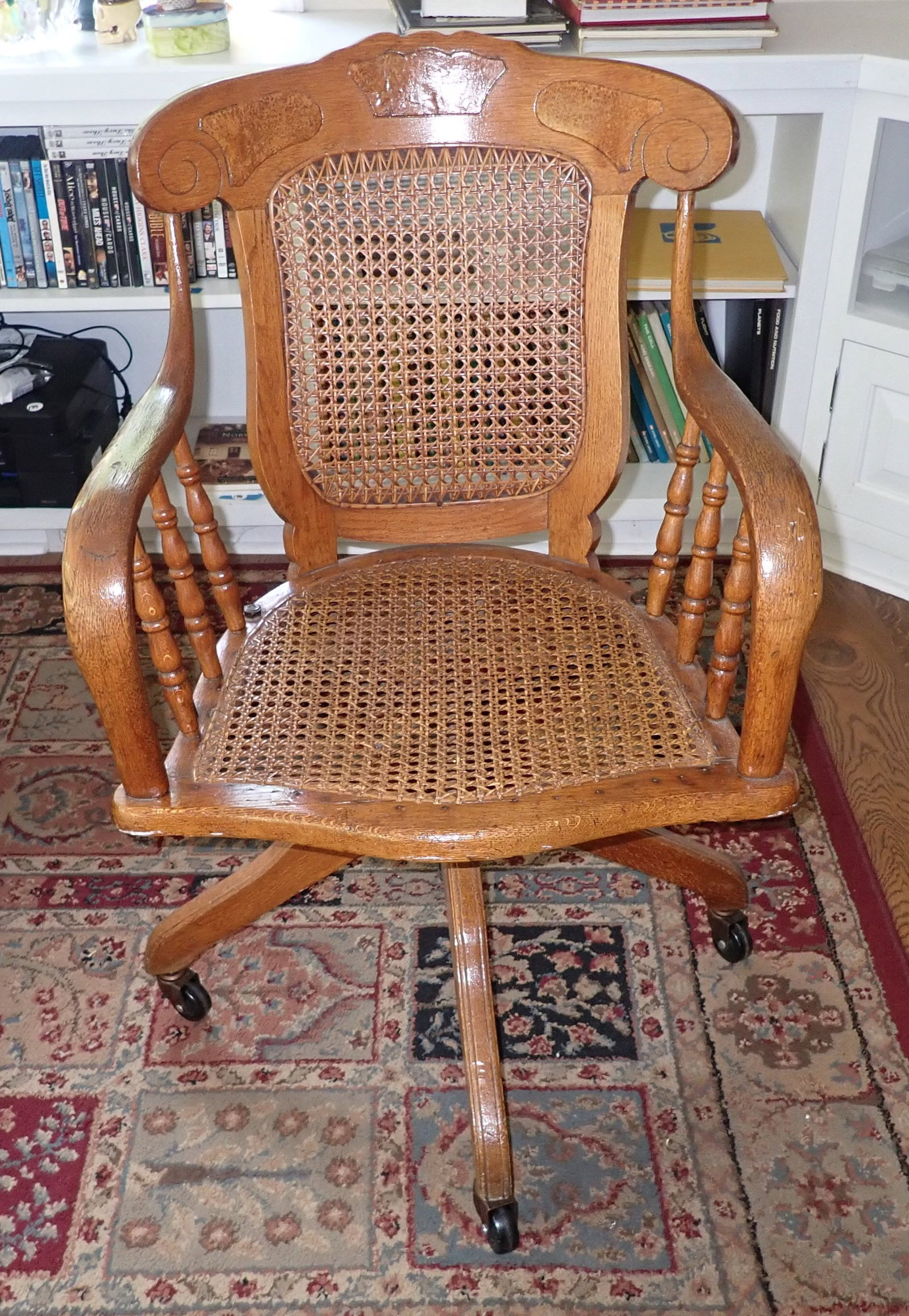 Cane Seat Rocker on Casters: Approx 21 3/4" wide, 18 3/4" to seat, 17 1/2" deep, and 37" tall. No in house shipping !