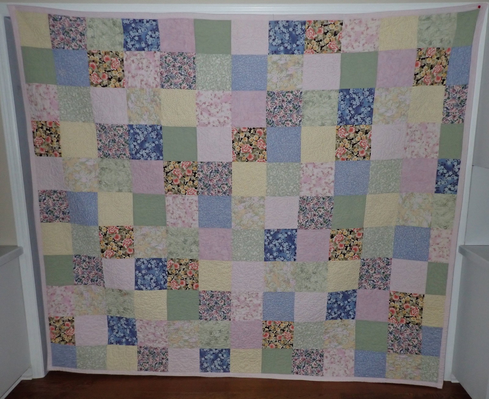 Quilt: Approx 76" x 87". Shipping available