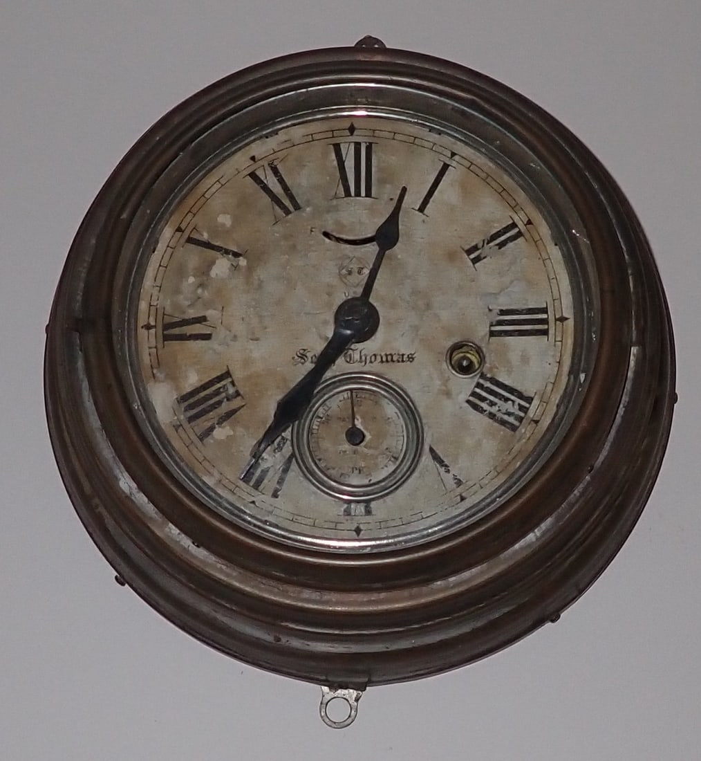 Seth Thomas Porthole Clock (1 of 4)