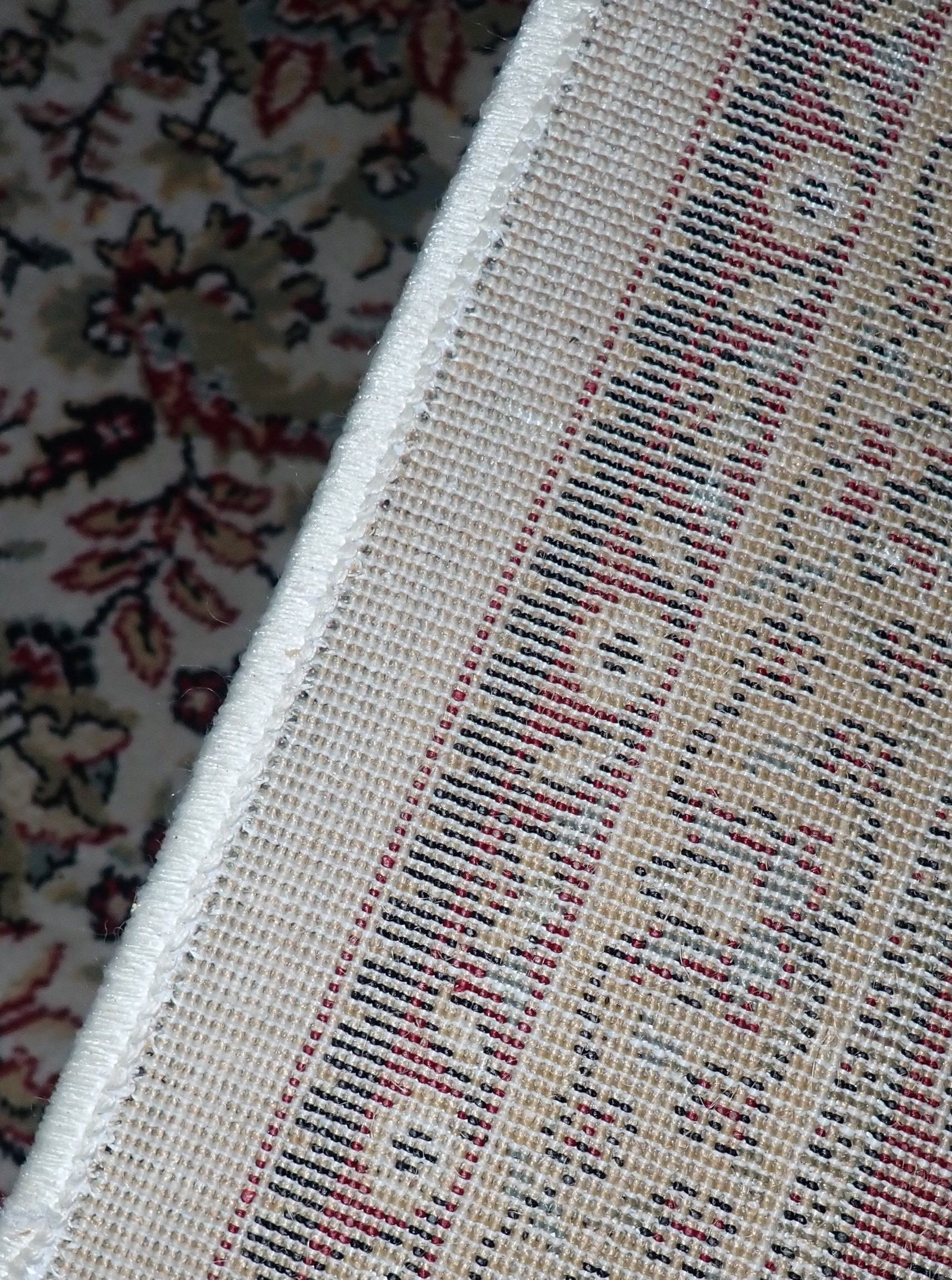 2 Area Rugs - 3