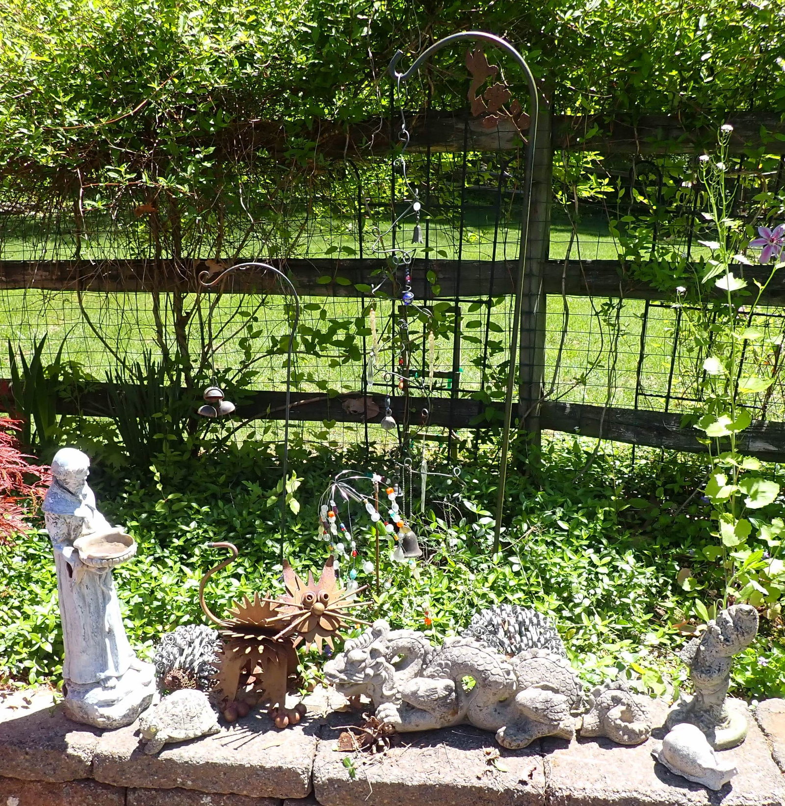 Iron Cat, Concrete Statues incl Snail & Gnome: Cat is apprx 12 3/4" tall. No in house shipping !