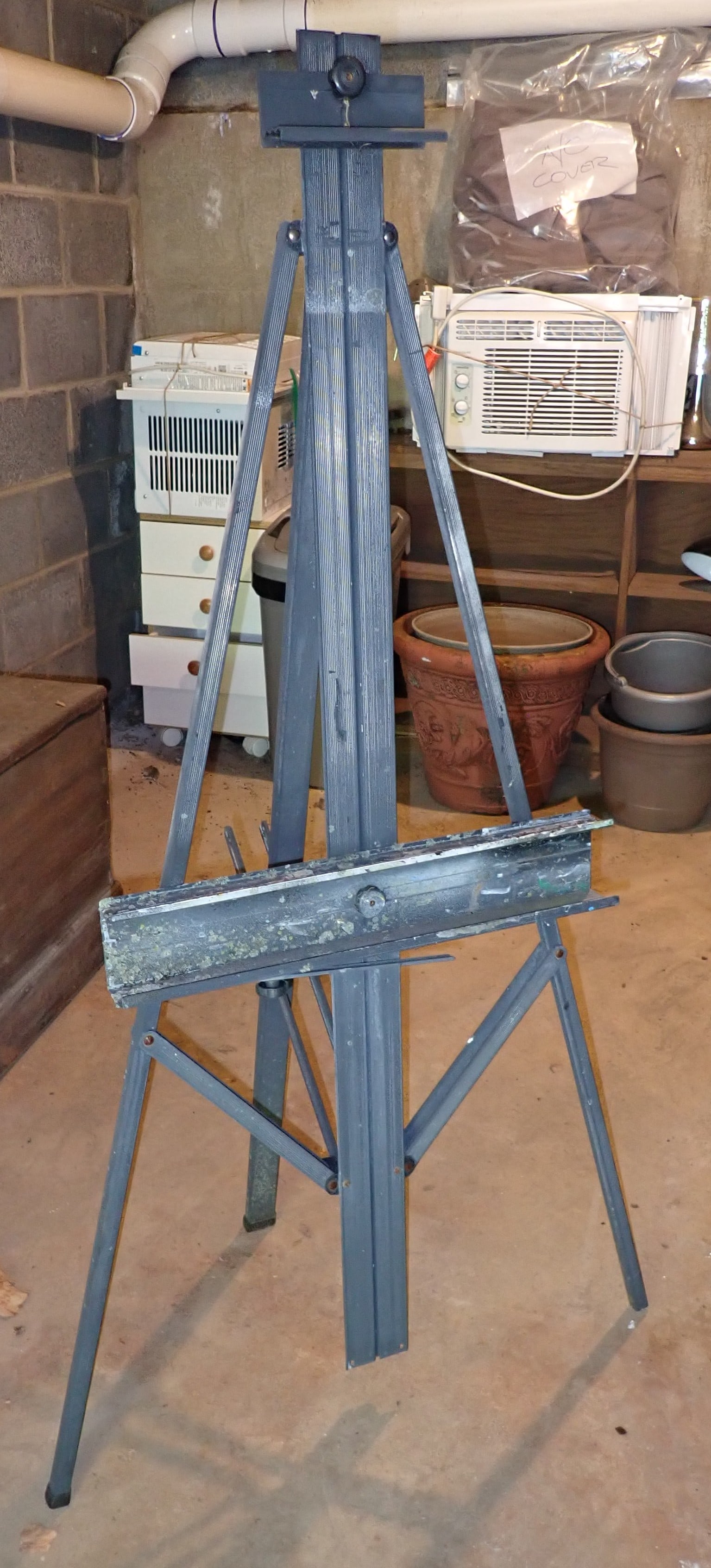 Bill Bell's Aluminum Art Easel (1 of 2)