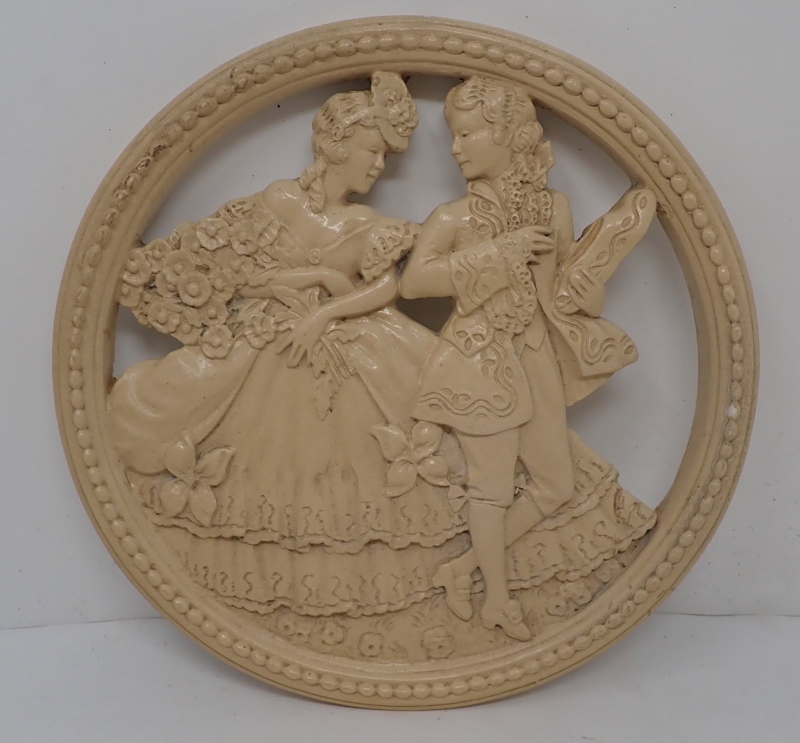 Chalkware Wall Plaque: Approx 11" in diameter. Shipping available