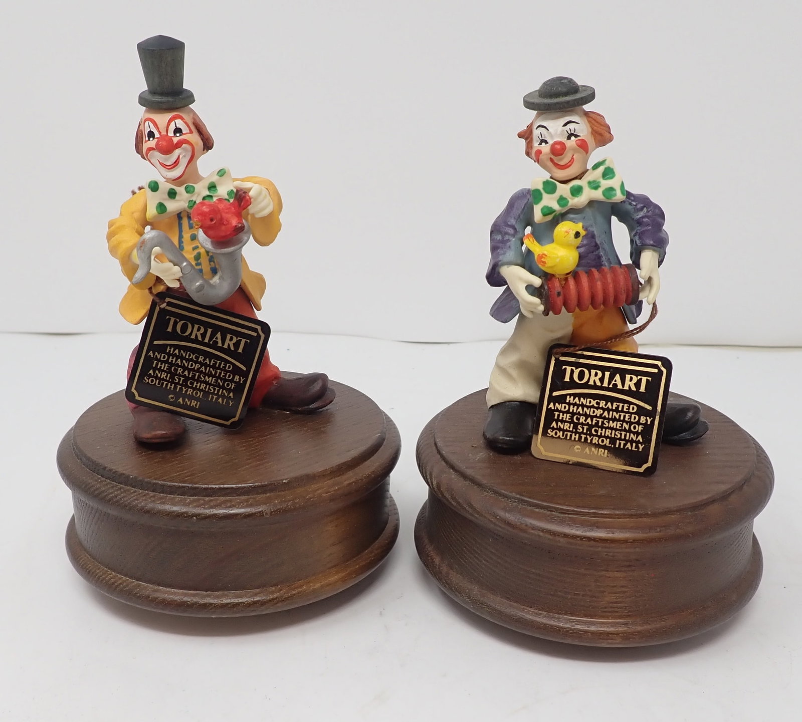 Anri Toriart Clown Music Boxes: Apprx 5 1/2" tall. Shipping available