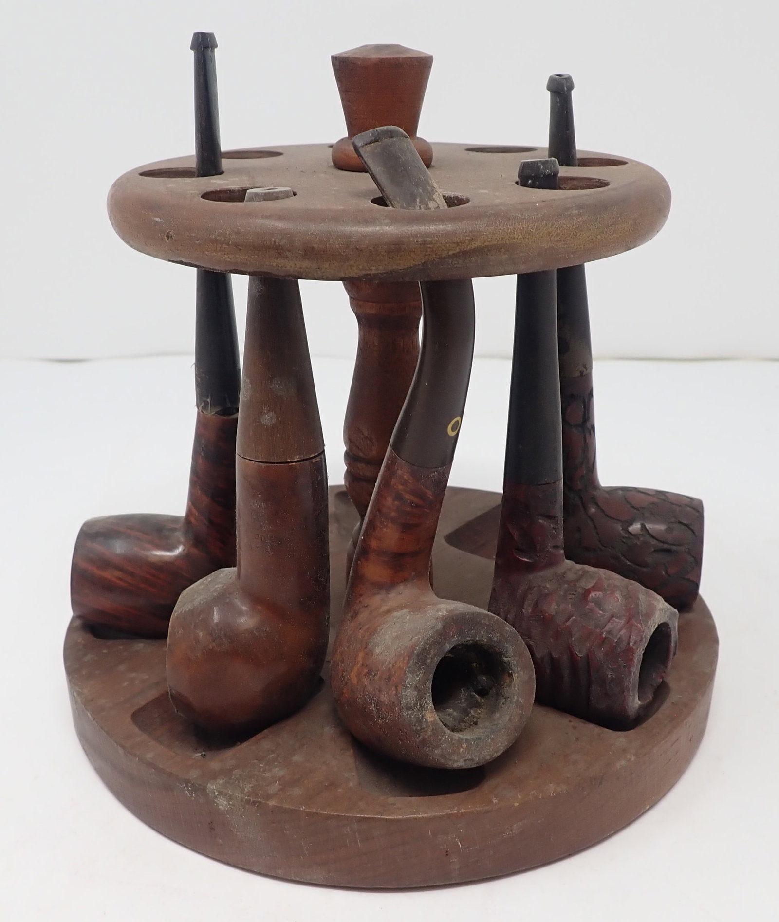 5 Tobacco Pipes & Rack: Shipping available