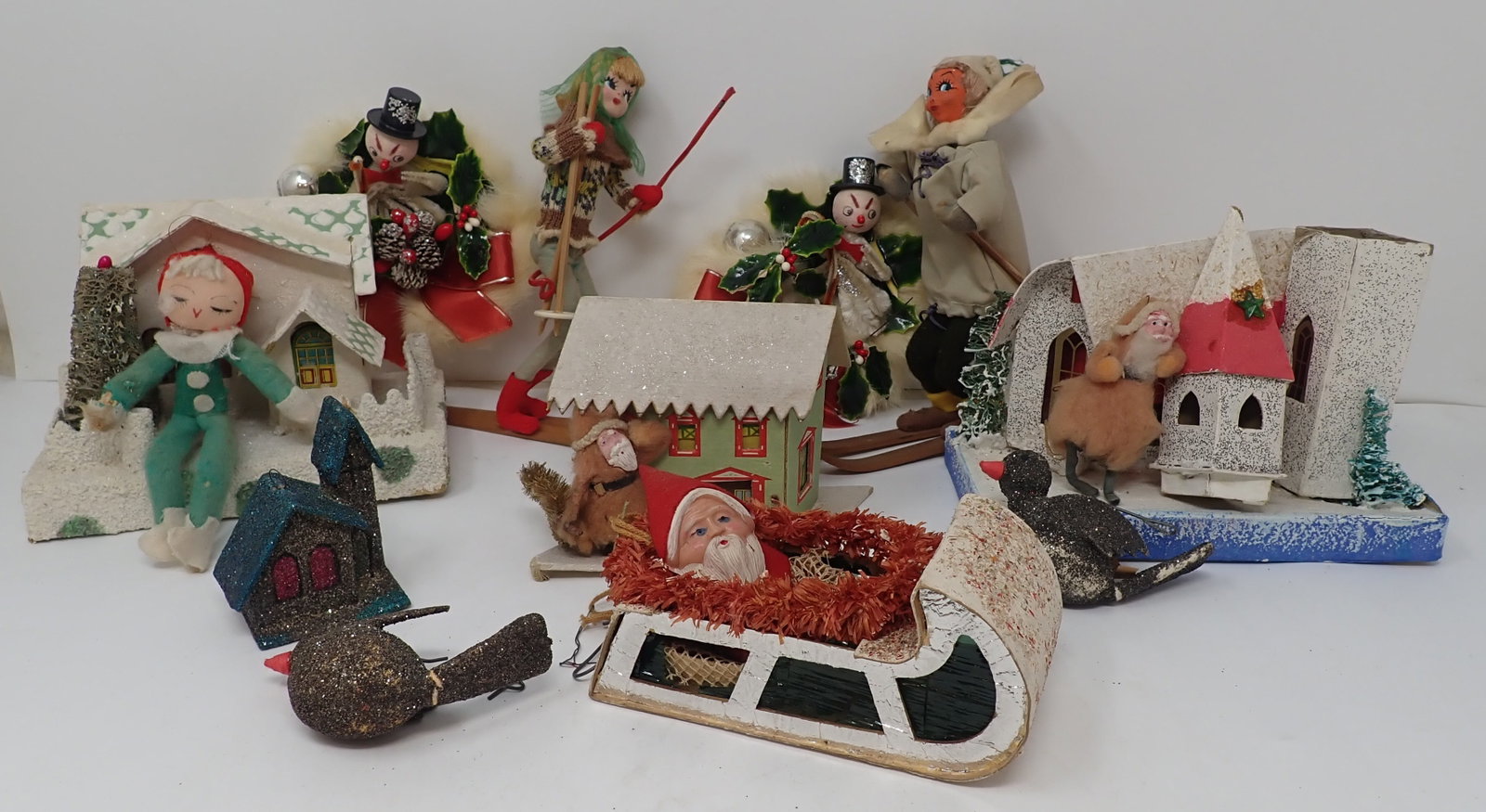 Antique / Vintage Christmas Decorations: Tallest are approx 6 1/4" tall. Shipping available ($15 handling charge, plus postage).