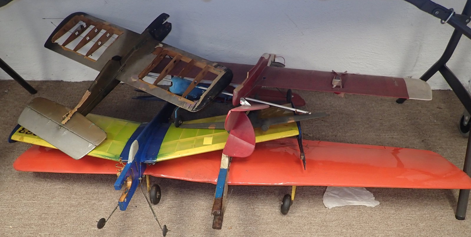 U Control Airplane Junkyard (1 of 4)