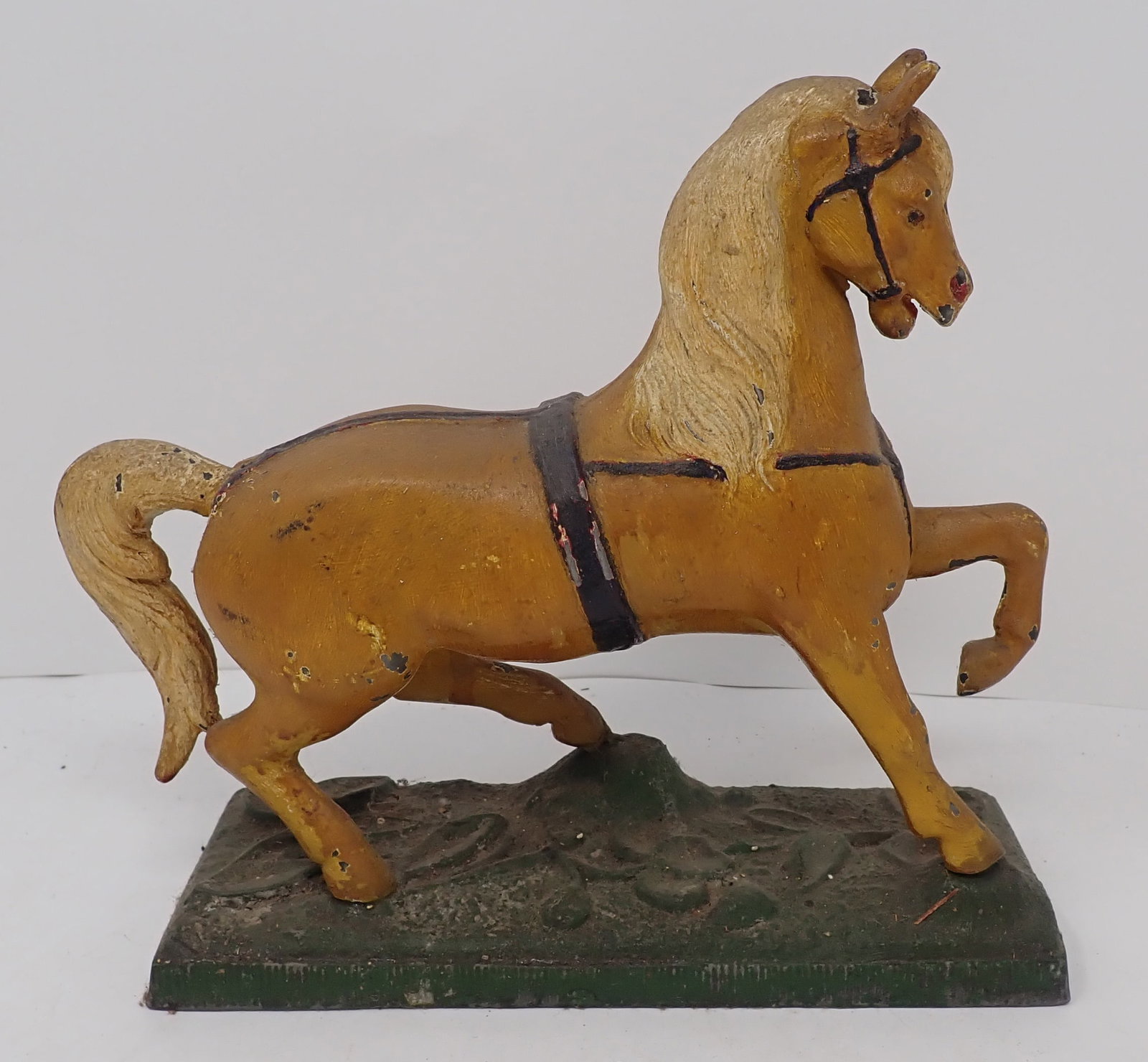 Pot Metal Horse Statue (1 of 4)