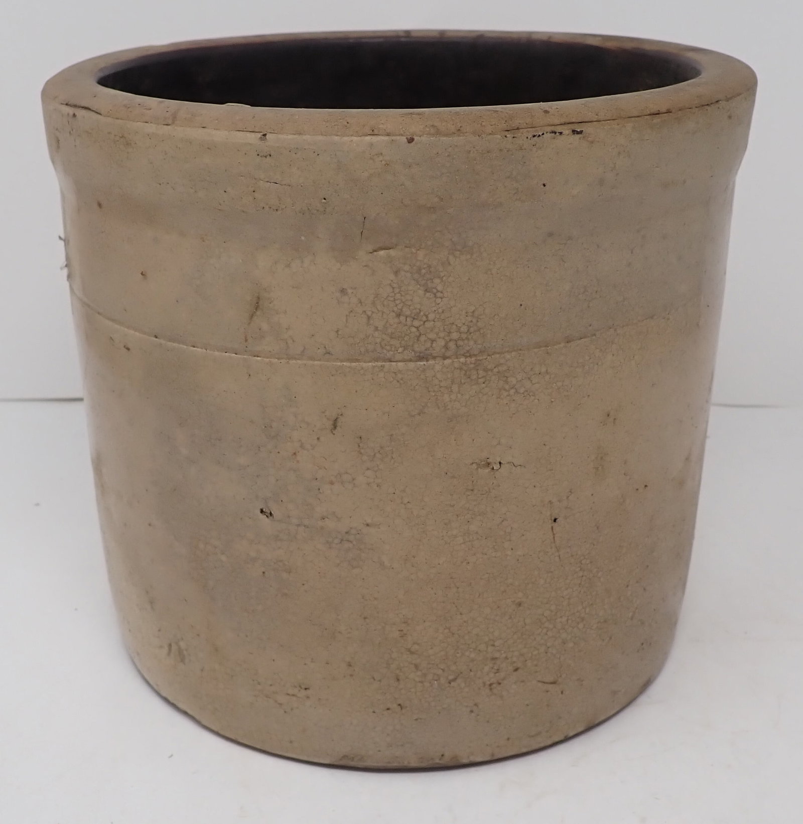 Stoneware Crock (1 of 5)