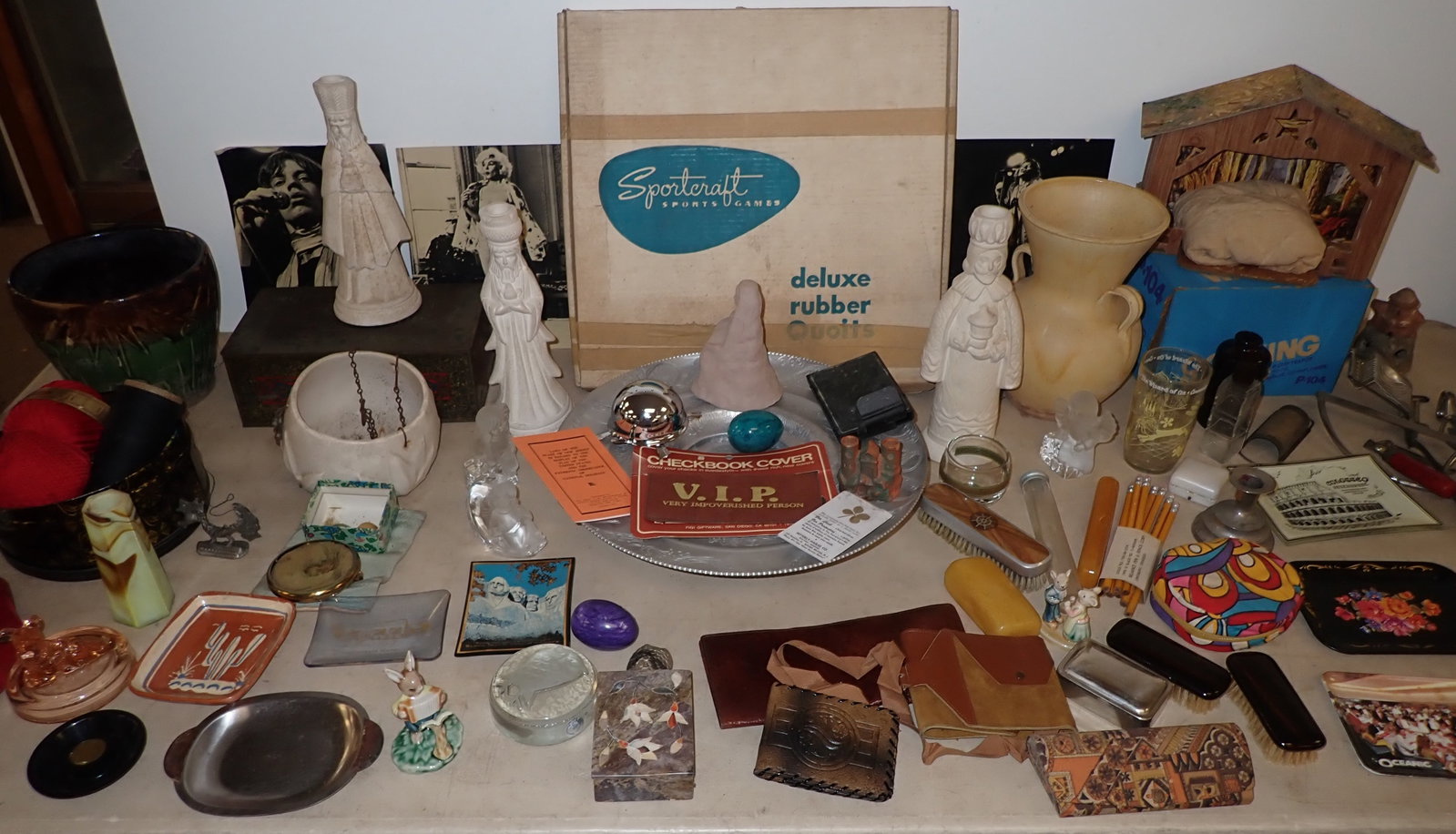 Table Contents: Corning Ware box is empty. Must take all ! No in house shipping !